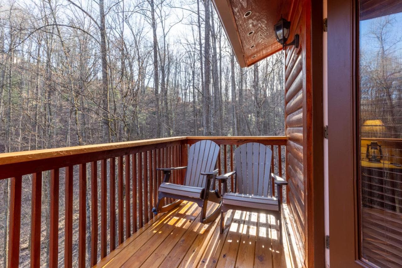 Luxury Mountain Lodge Hot Tub Theater Sauna Games property views in Gatlinburg, TN — gallery photo 3