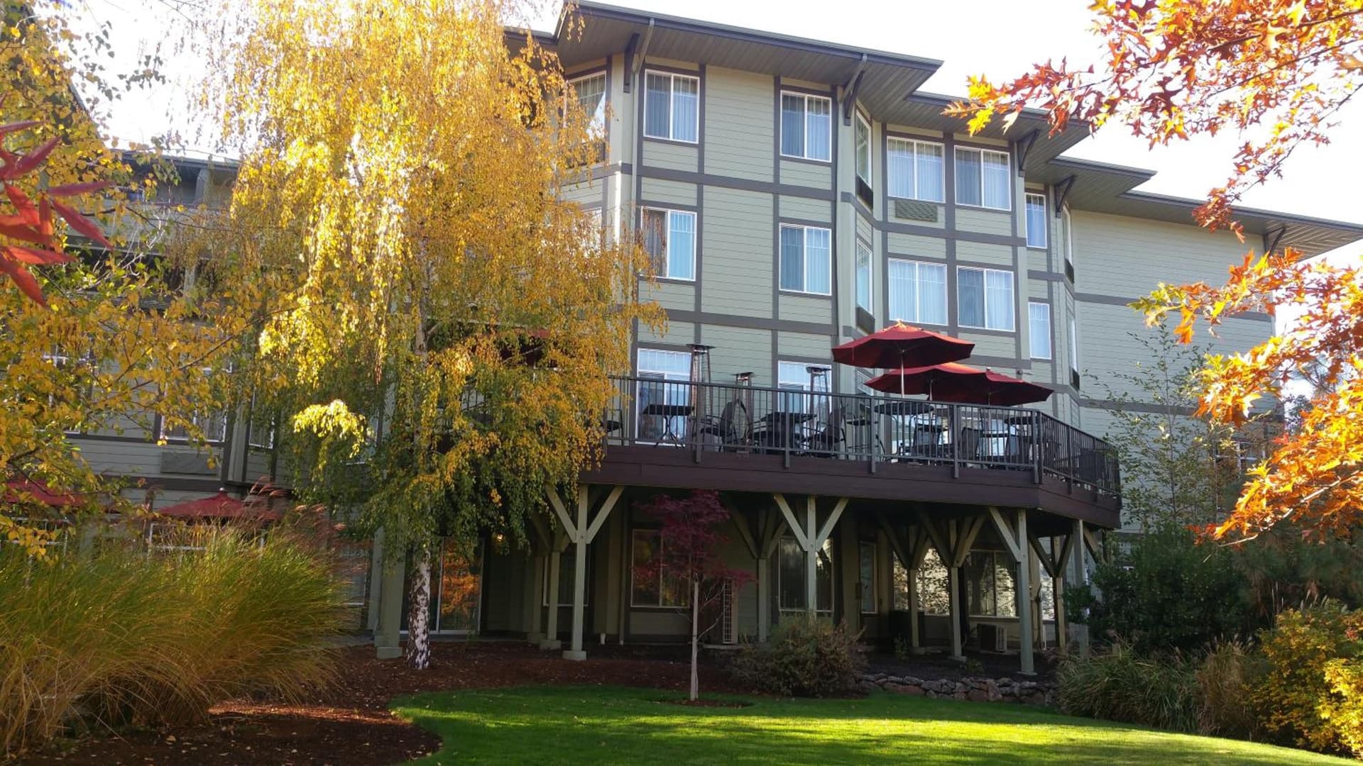 Plaza Inn & Suites at Ashland Creek gallery photo in Ashland, OR — image 12