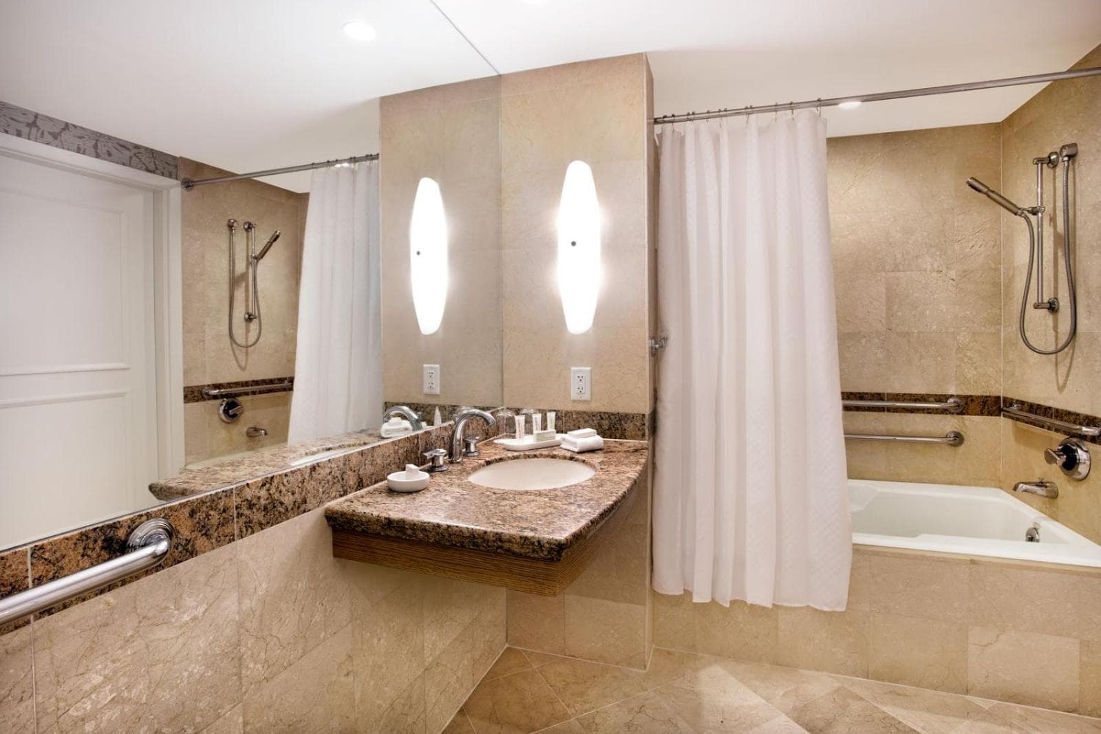 Signia by Hilton Diplomat Beach Resort gallery photo in Hollywood, FL — image 115