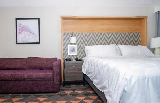 Holiday Inn Chicago Nw Crystal Lk Conv Ctr by IHG gallery photo in Crystal Lake, IL — image 61