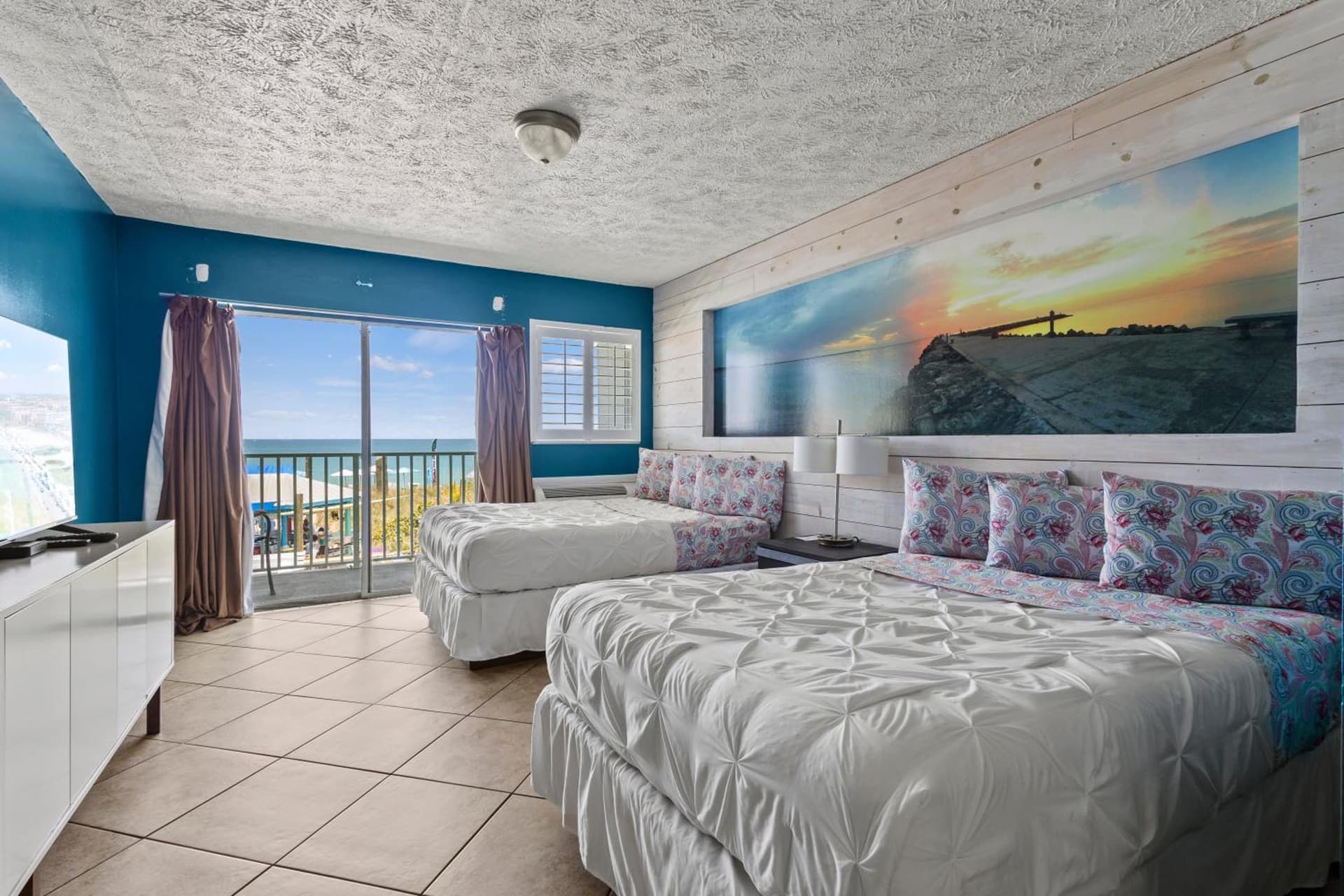Oceanfront Inn, Private Balcony, 2 Full Beds #16 property views in Fort Pierce, FL — gallery photo 3