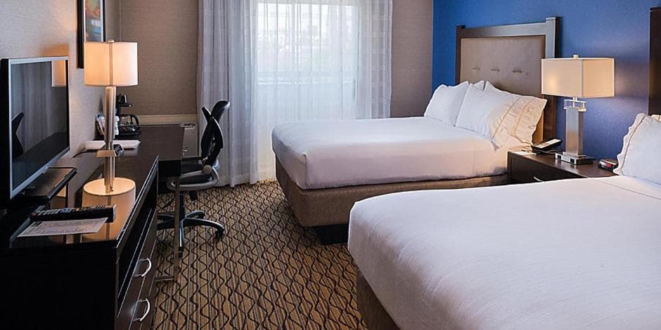 Holiday Inn Express & Suites Pasadena - Los Angeles by IHG gallery photo in Pasadena, CA — image 7