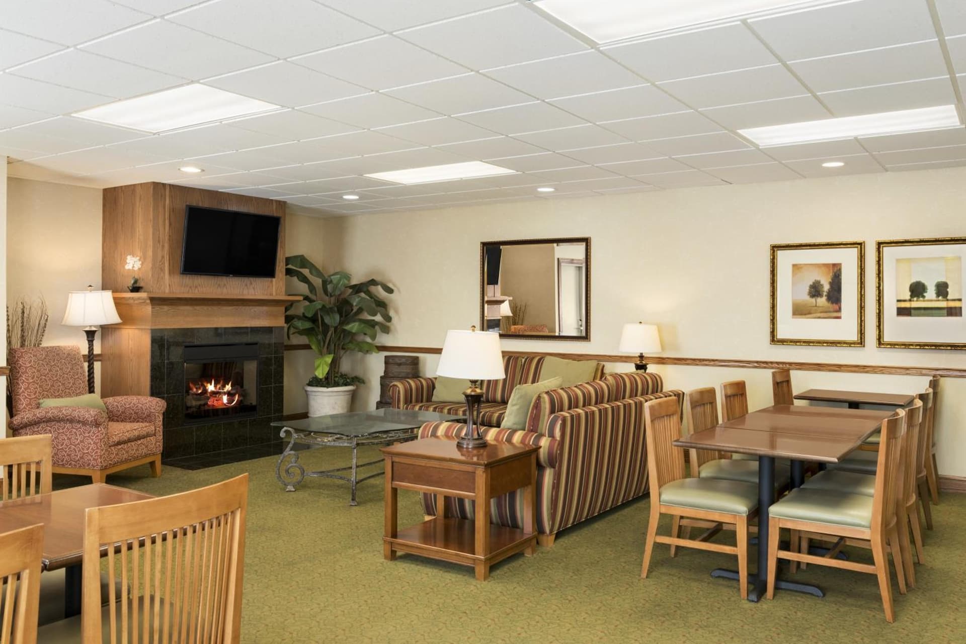 Country Inn & Suites by Radisson, Peoria North, IL gallery photo in Peoria, IL — image 19