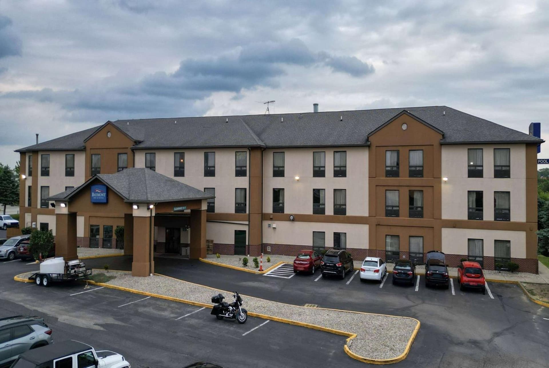 Baymont by Wyndham Mason featured exterior or lobby in Mason, OH — similar hotel