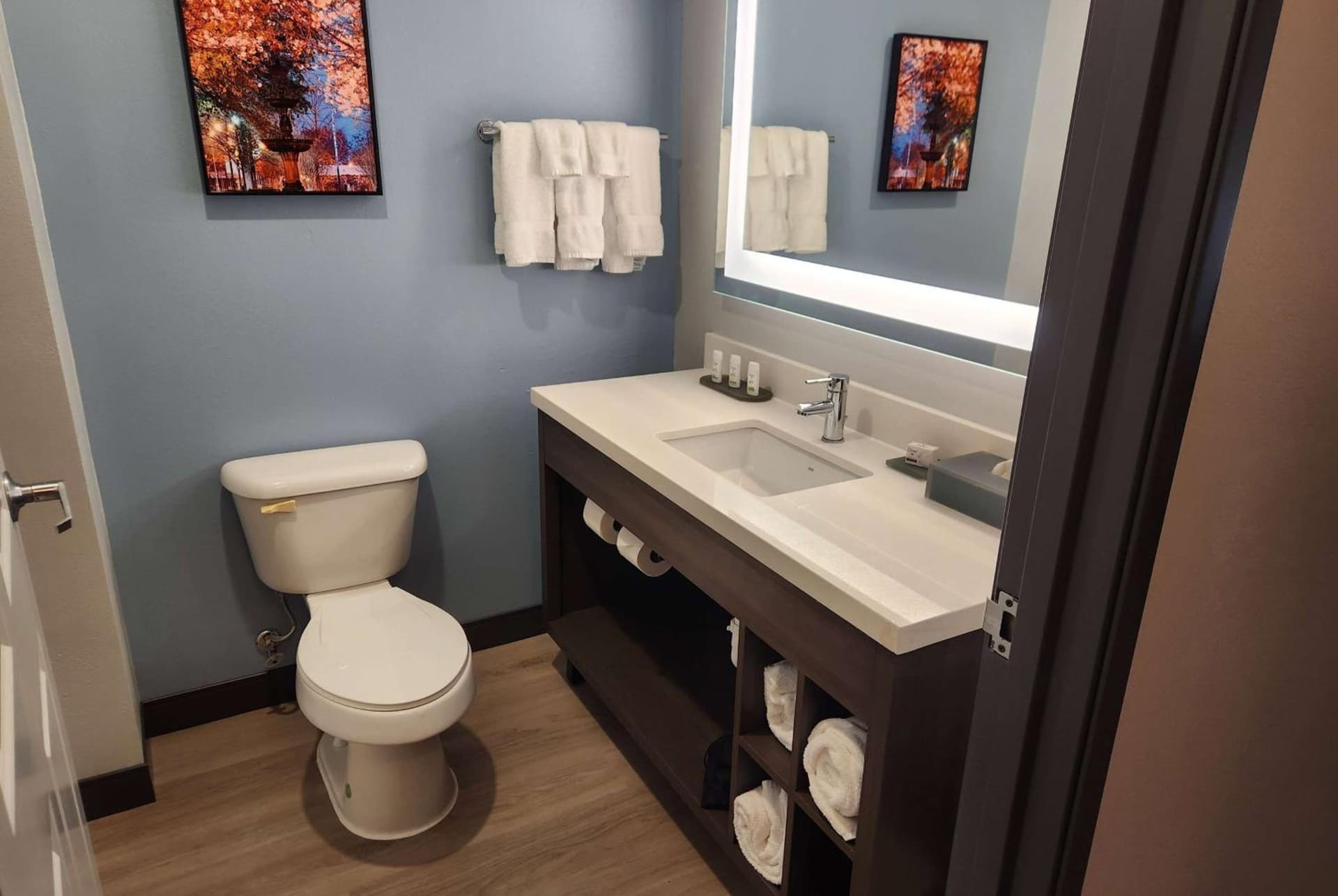 La Quinta by Wyndham Warner Robins - Robins AFB gallery photo in Warner Robins, GA — image 34
