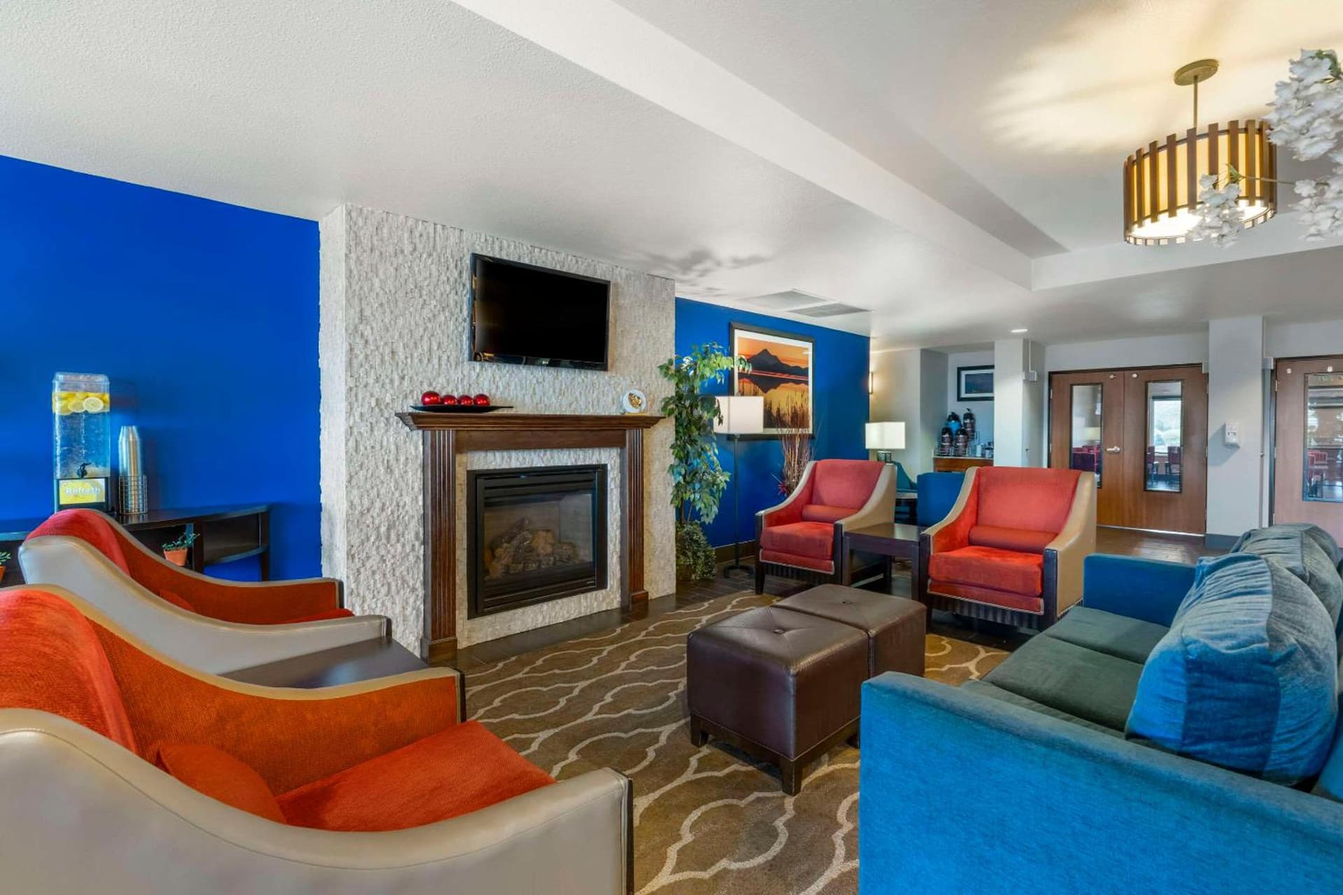 Comfort Suites Redding - Shasta Lake gallery photo in Redding, CA — image 6