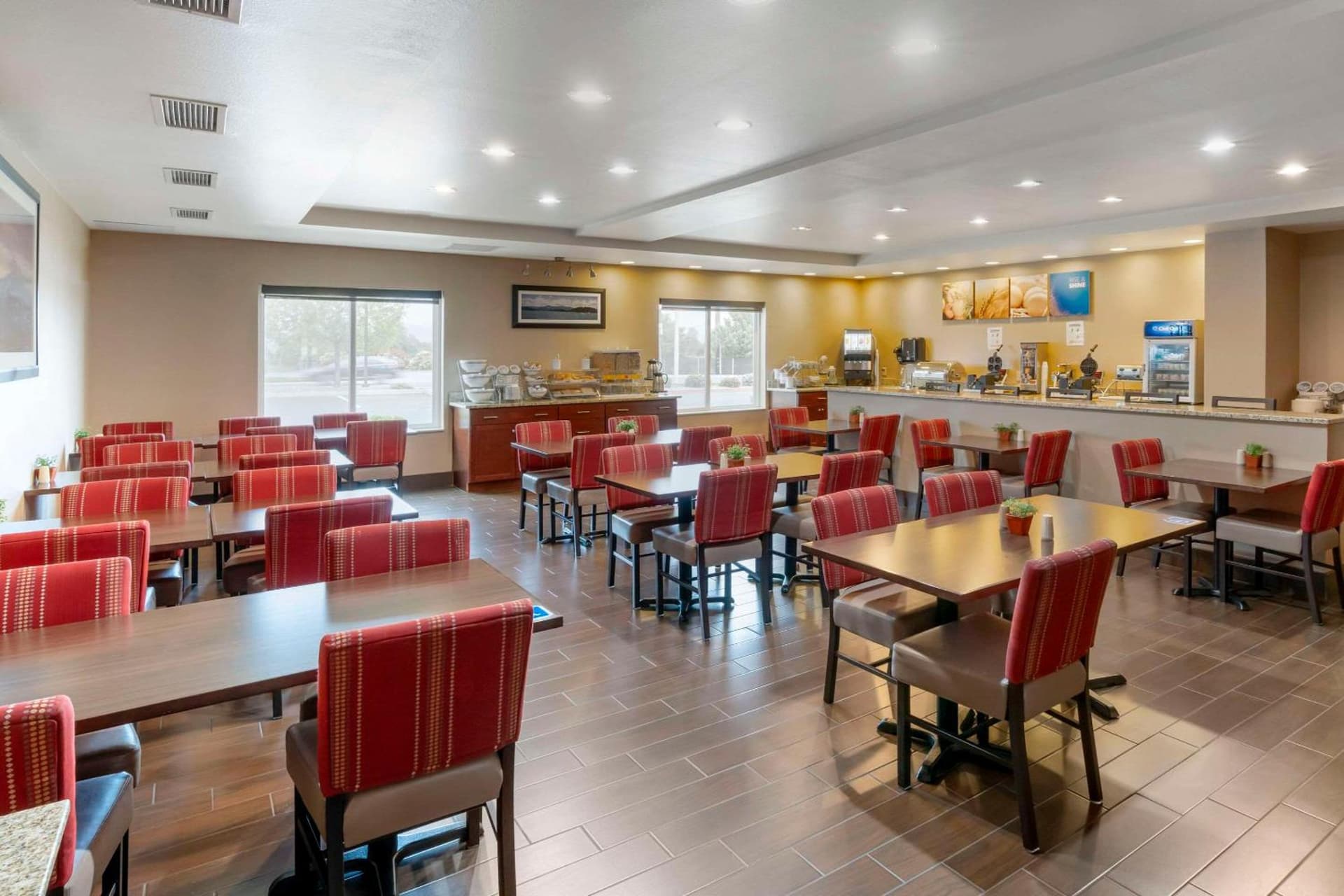 Comfort Suites Redding - Shasta Lake gallery photo in Redding, CA — image 46