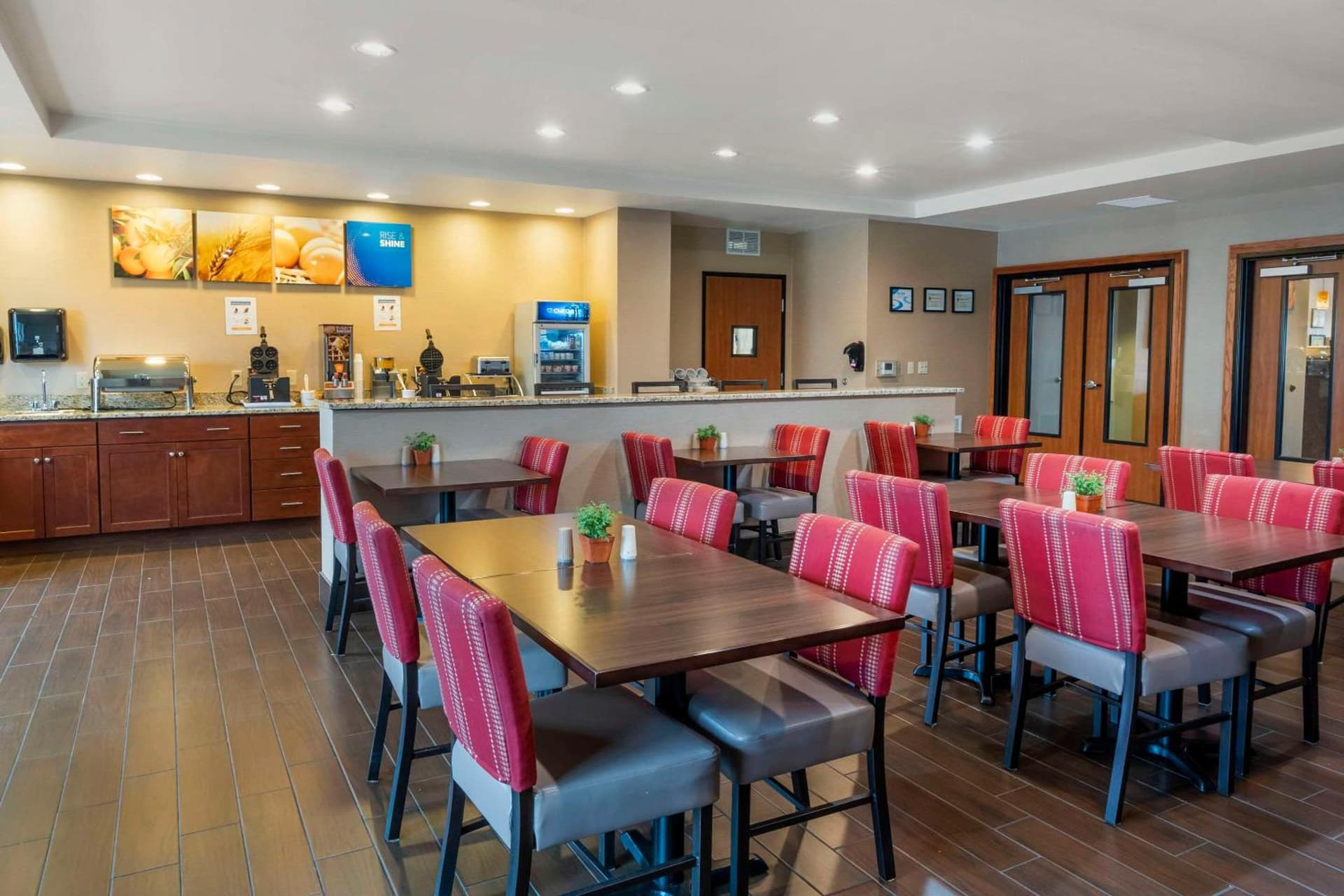 Comfort Suites Redding - Shasta Lake gallery photo in Redding, CA — image 12