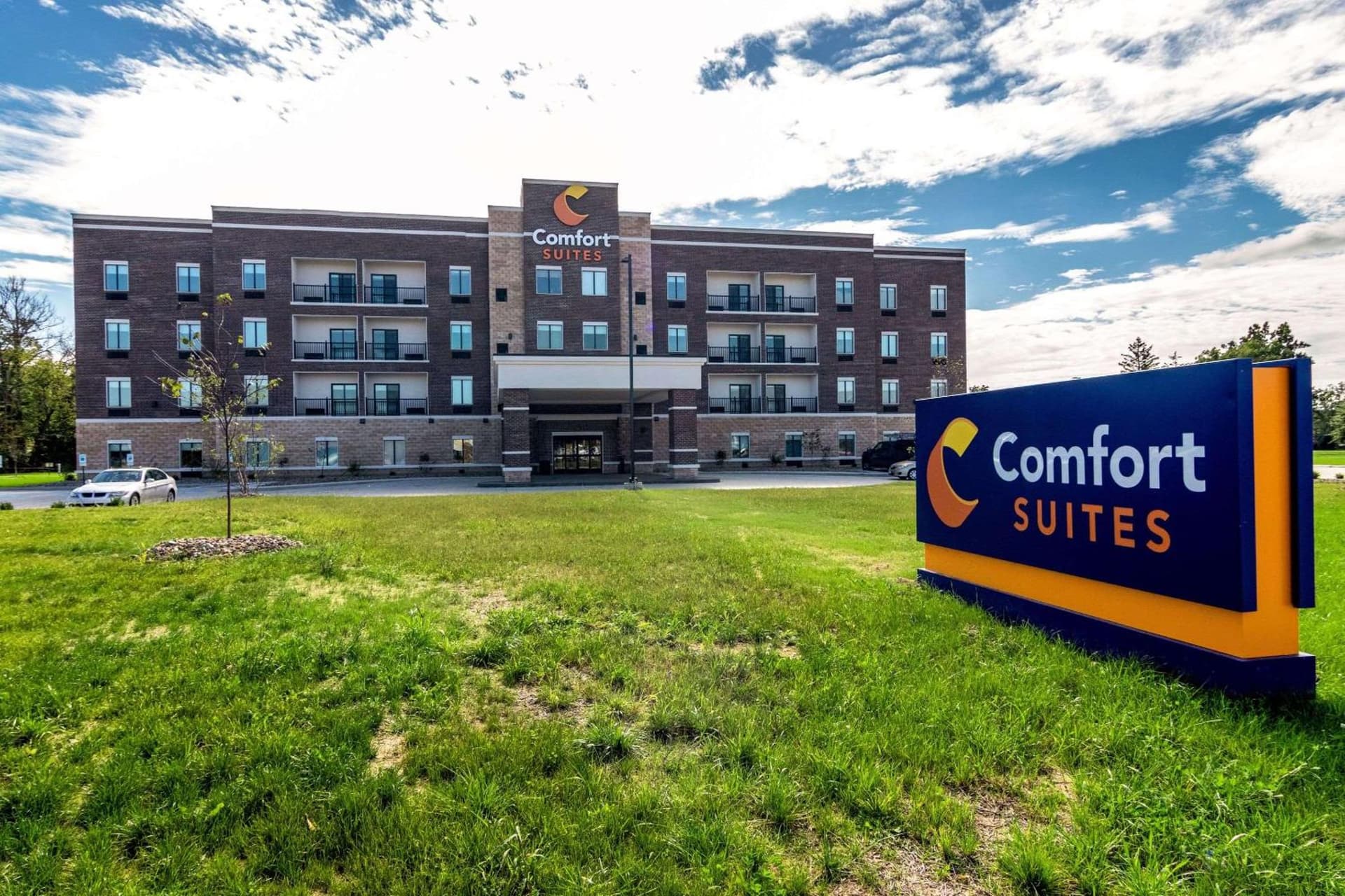 Comfort Suites Brunswick Town Center gallery photo in Brunswick, OH — image 9