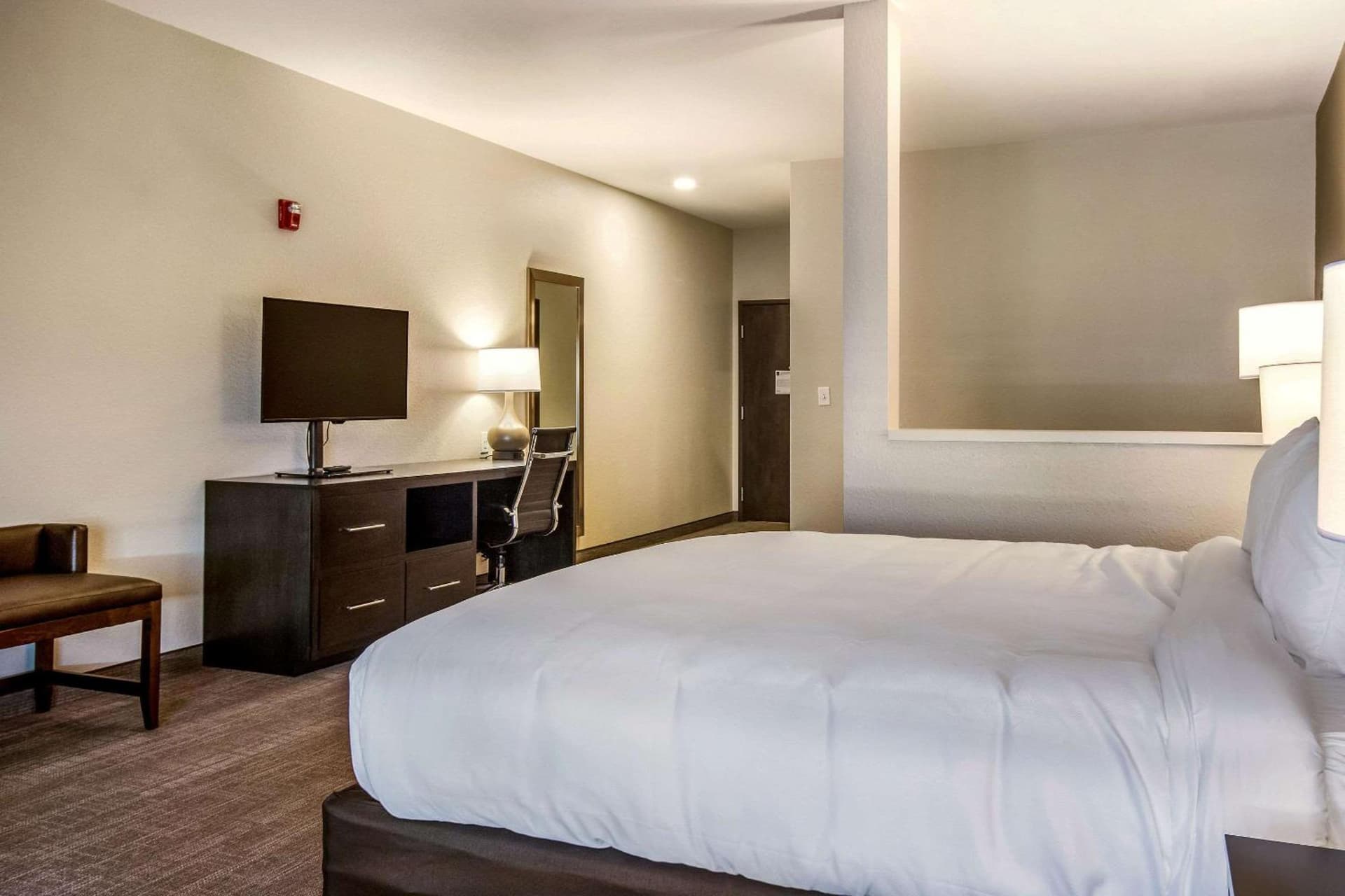 Comfort Suites Brunswick Town Center gallery photo in Brunswick, OH — image 13