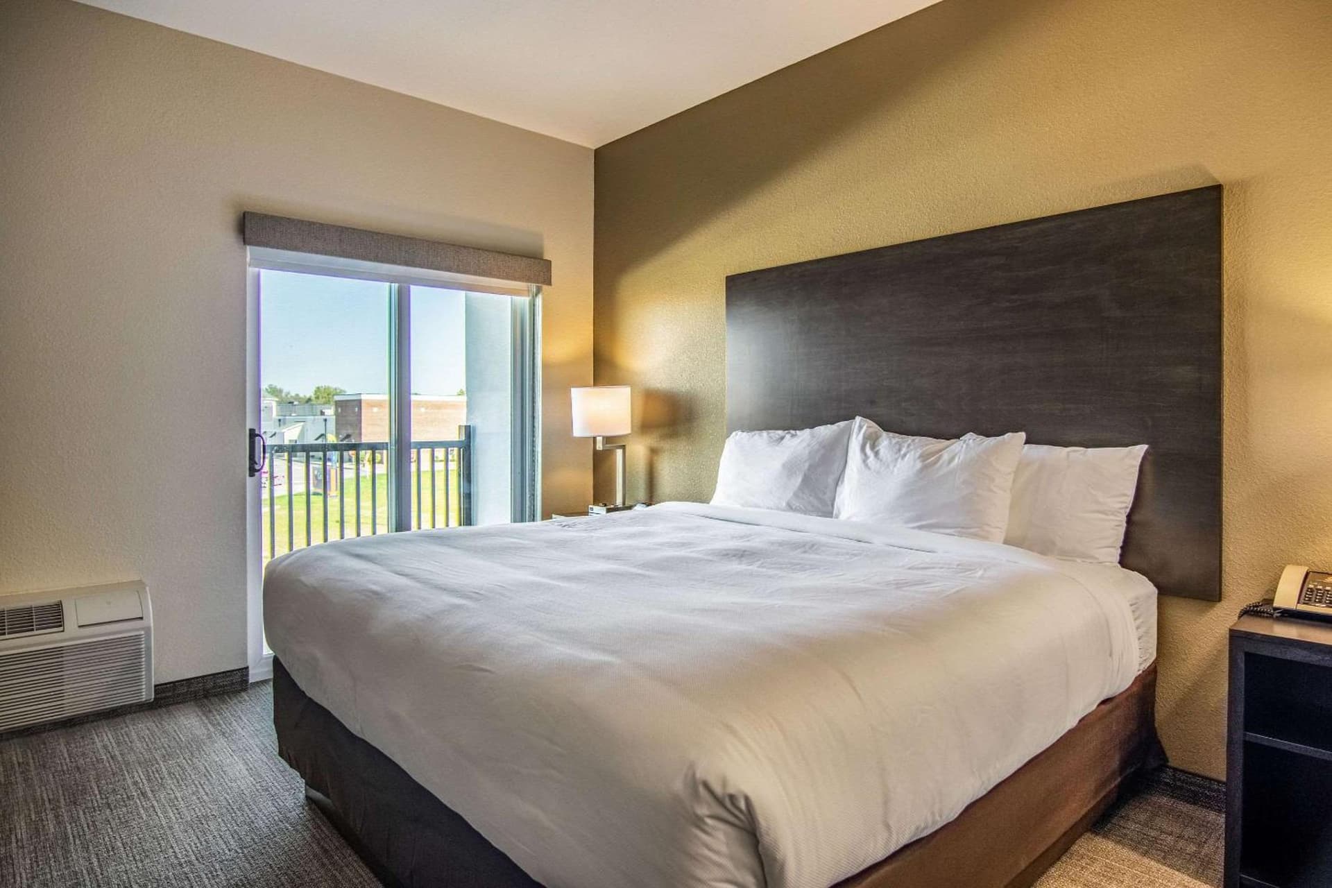 Comfort Suites Brunswick Town Center property views in Brunswick, OH — gallery photo 3