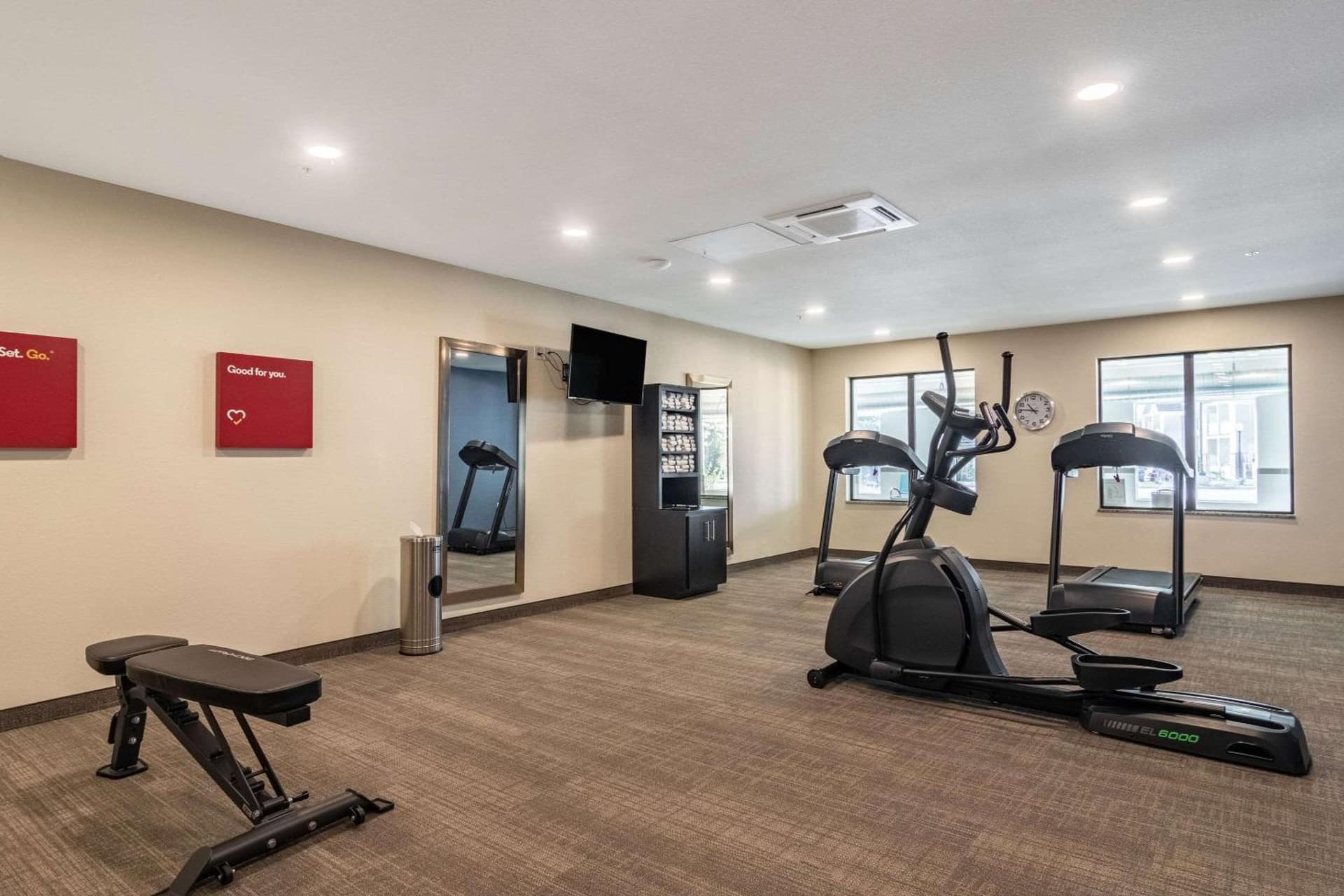 Comfort Suites Brunswick Town Center gallery photo in Brunswick, OH — image 17