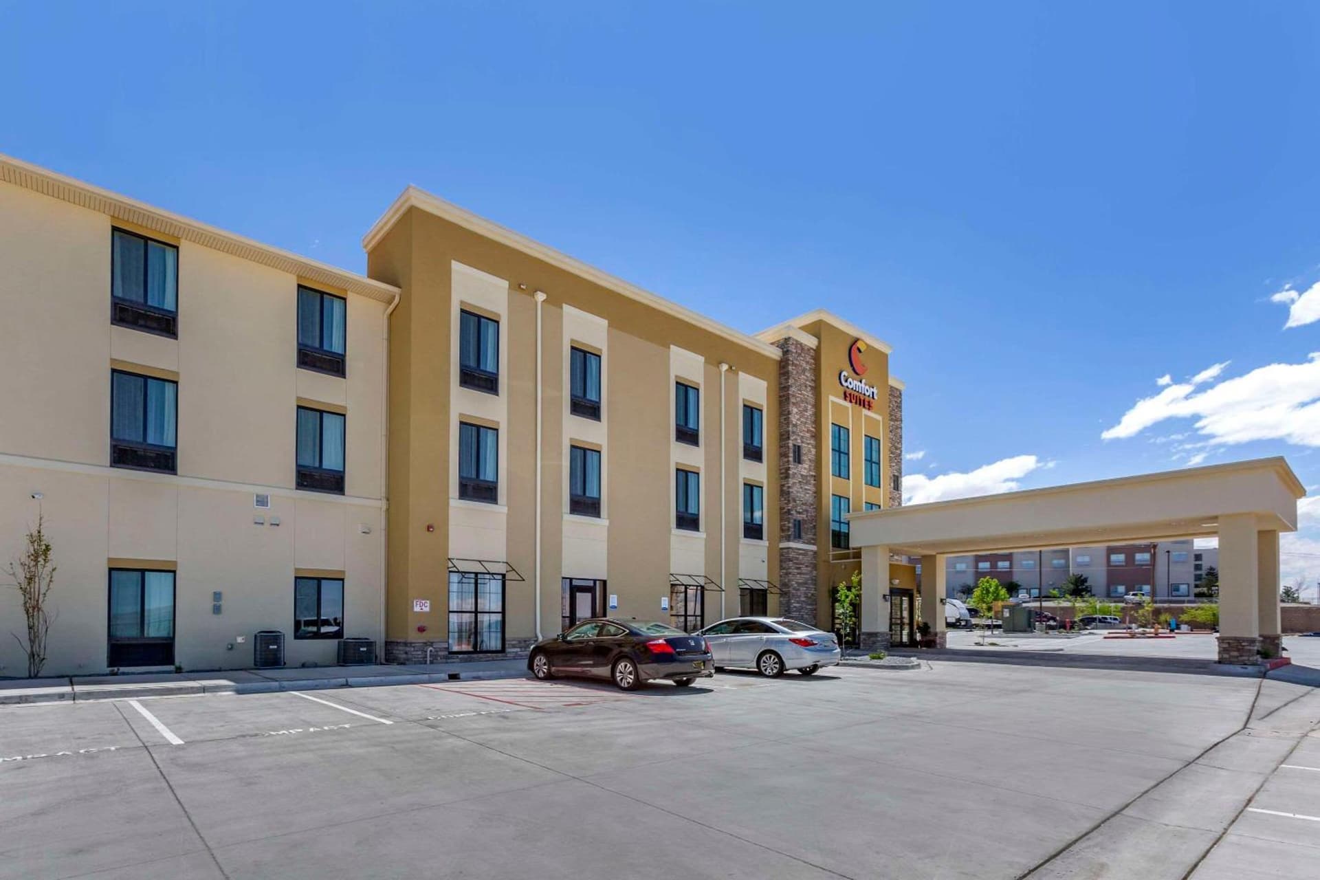 Comfort Suites Albuquerque Airport interior in Albuquerque, NM — gallery photo 2