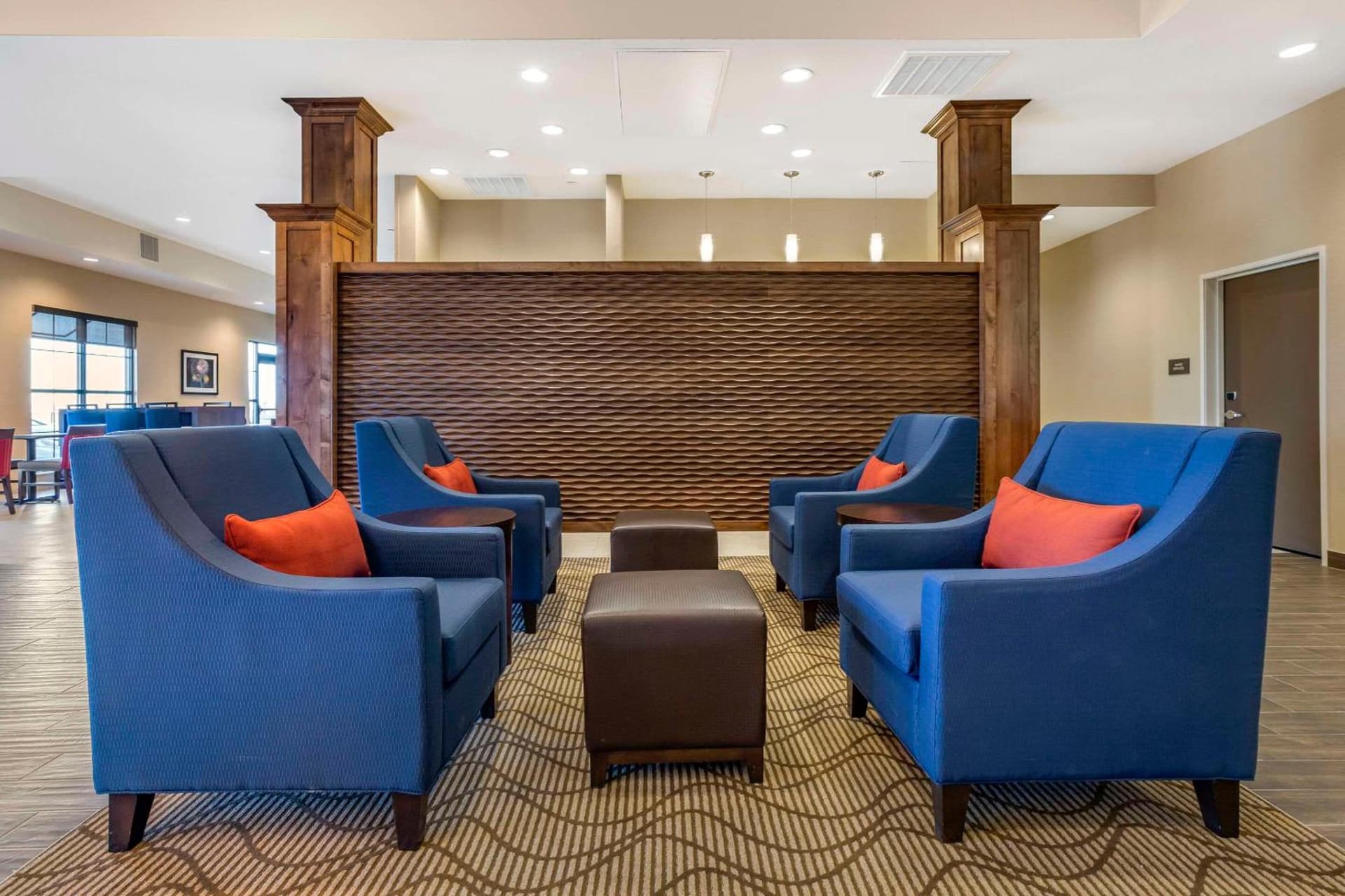 Comfort Suites Albuquerque Airport gallery photo in Albuquerque, NM — image 22