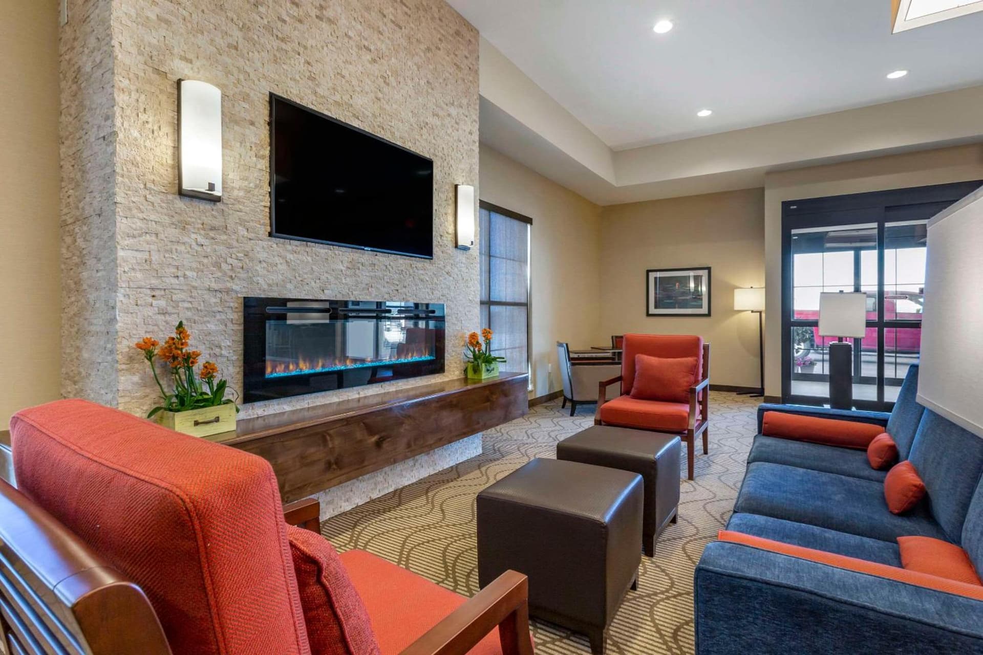 Comfort Suites Albuquerque Airport gallery photo in Albuquerque, NM — image 13