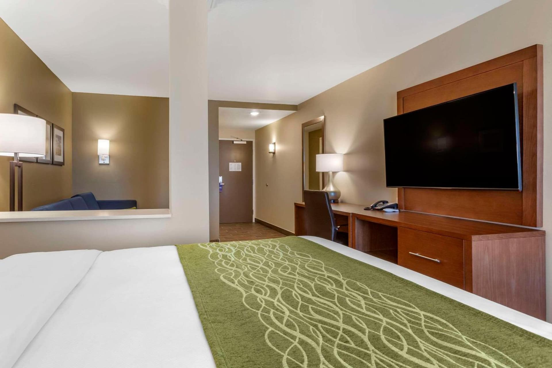 Comfort Suites Albuquerque Airport gallery photo in Albuquerque, NM — image 32