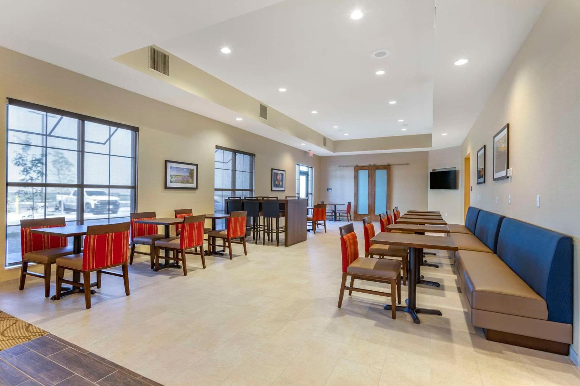 Comfort Suites Albuquerque Airport gallery photo in Albuquerque, NM — image 30