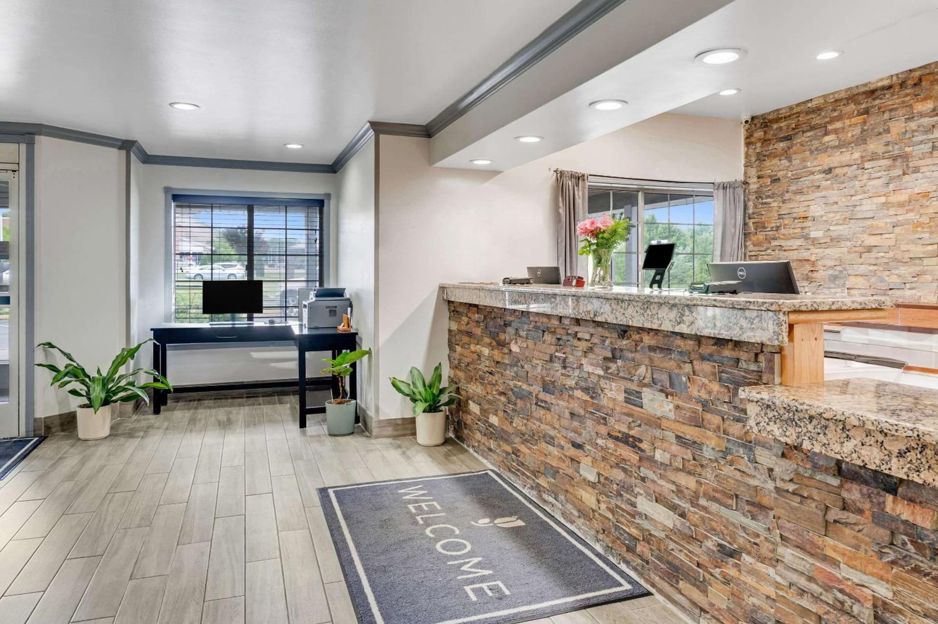 Country Inn & Suites by Radisson, Grand Rapids Airport, MI gallery photo in Grand Rapids, MI — image 68