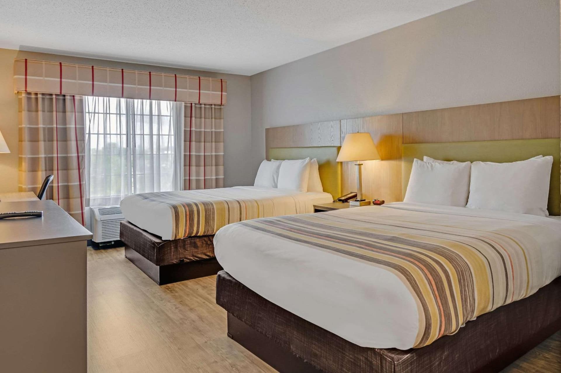 Country Inn & Suites by Radisson, Grand Rapids Airport, MI gallery photo in Grand Rapids, MI — image 61