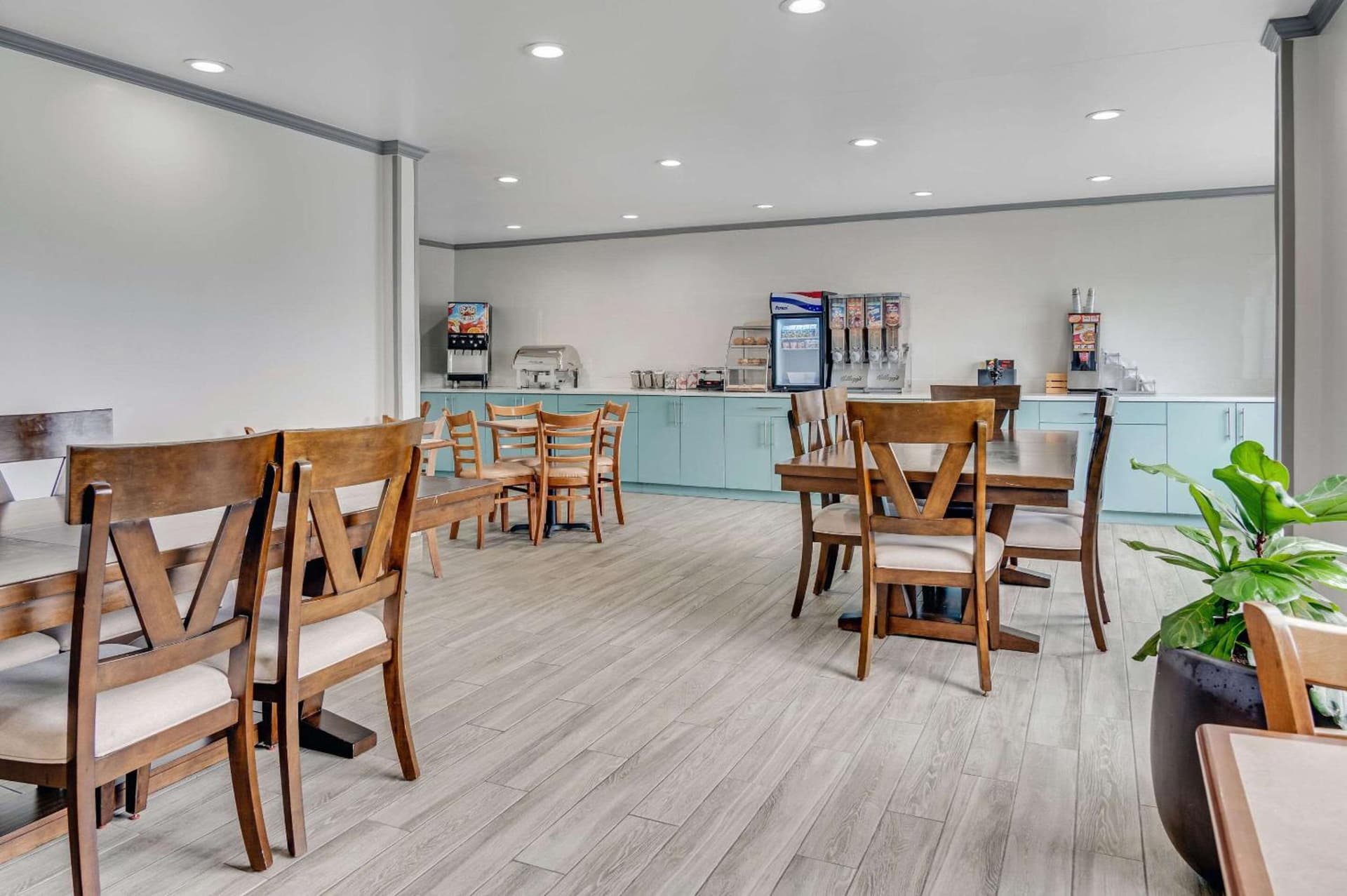 Country Inn & Suites by Radisson, Grand Rapids Airport, MI gallery photo in Grand Rapids, MI — image 16