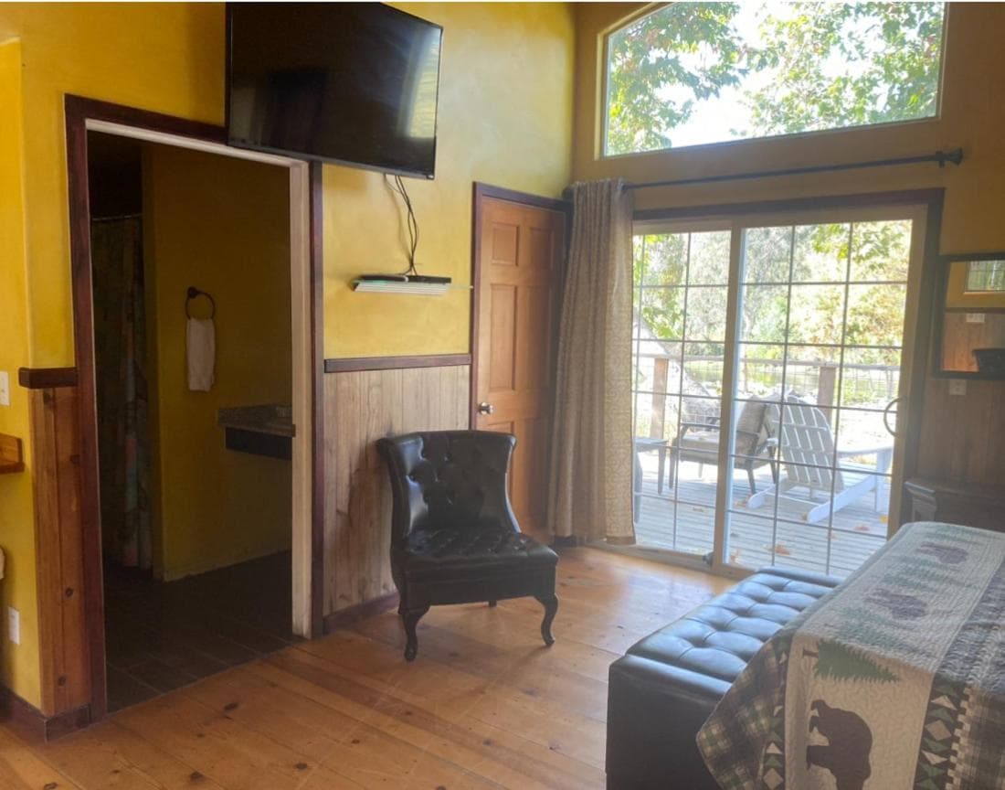 Sequoia River Front Cabins gallery photo in Three Rivers, CA — image 47