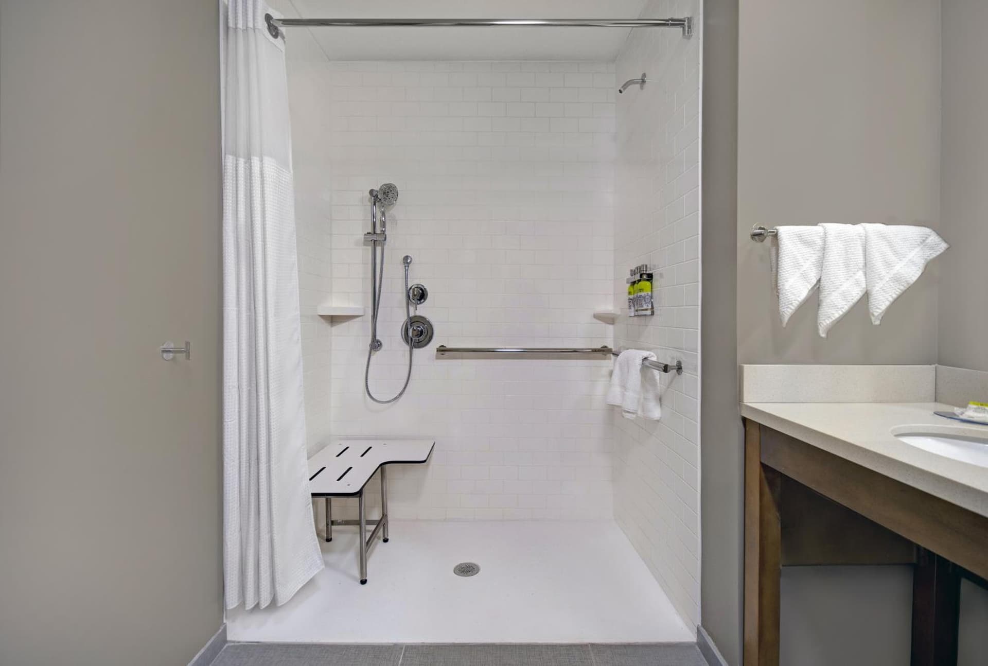 Staybridge Suites Sterling Heights - Detroit Area by IHG interior in Sterling Heights, MI — gallery photo 2