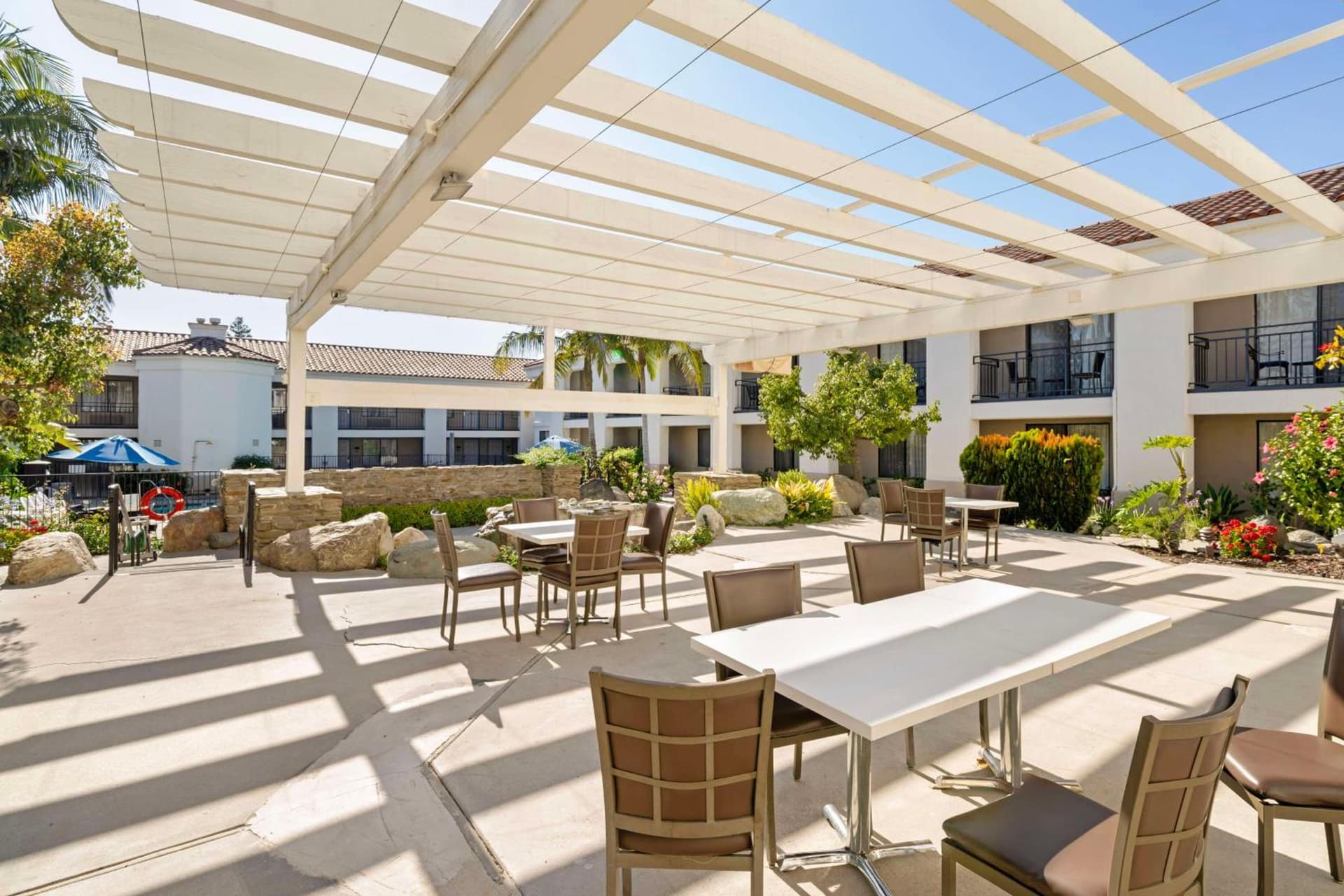 Best Western Posada Royale Hotel & Suites gallery photo in Simi Valley, CA — image 38