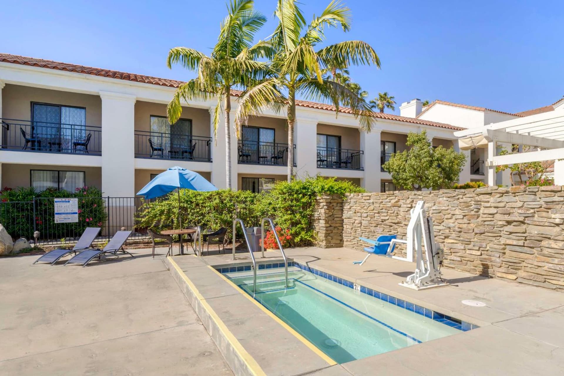 Best Western Posada Royale Hotel & Suites gallery photo in Simi Valley, CA — image 28