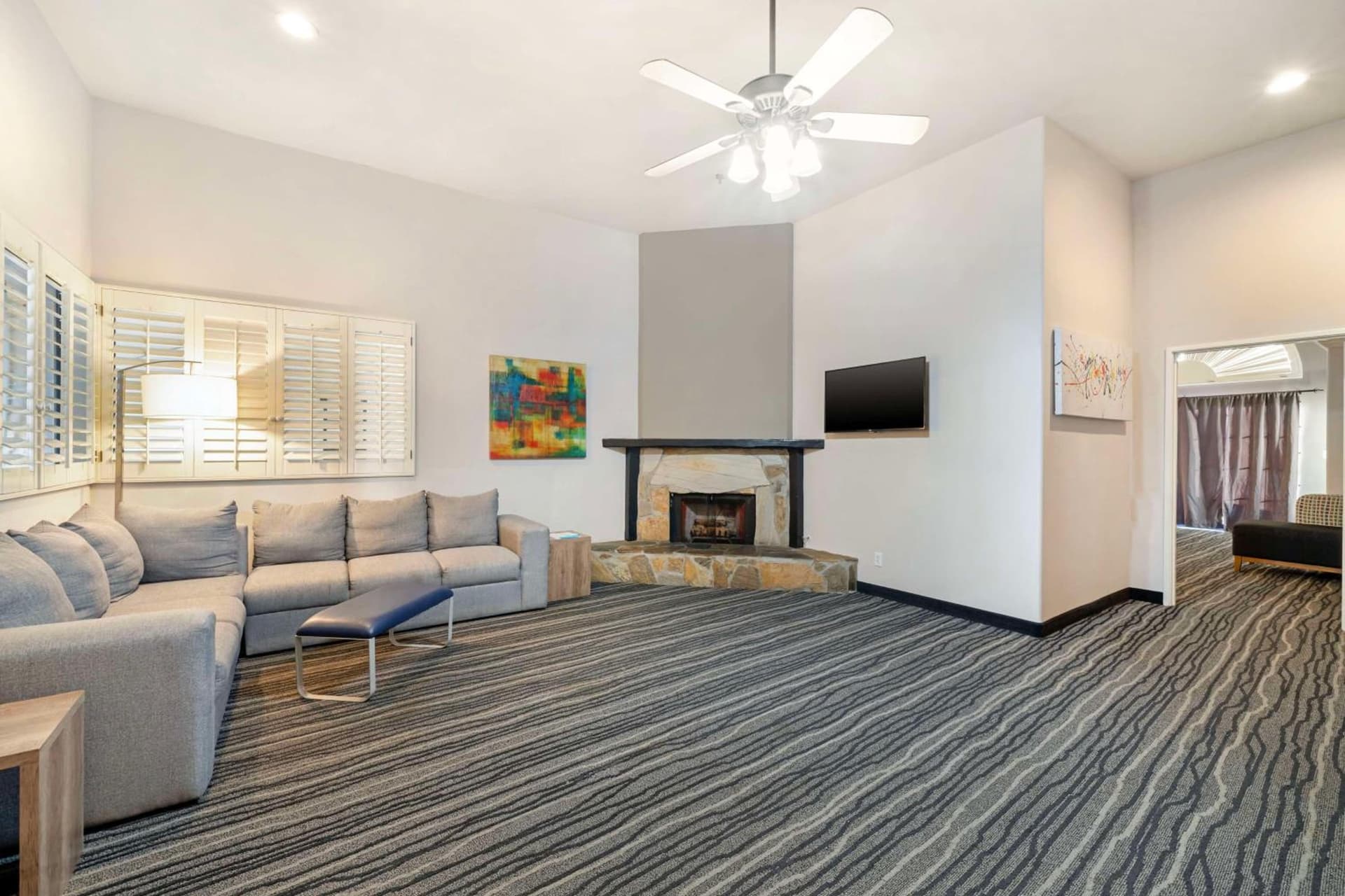 Best Western Posada Royale Hotel & Suites gallery photo in Simi Valley, CA — image 20