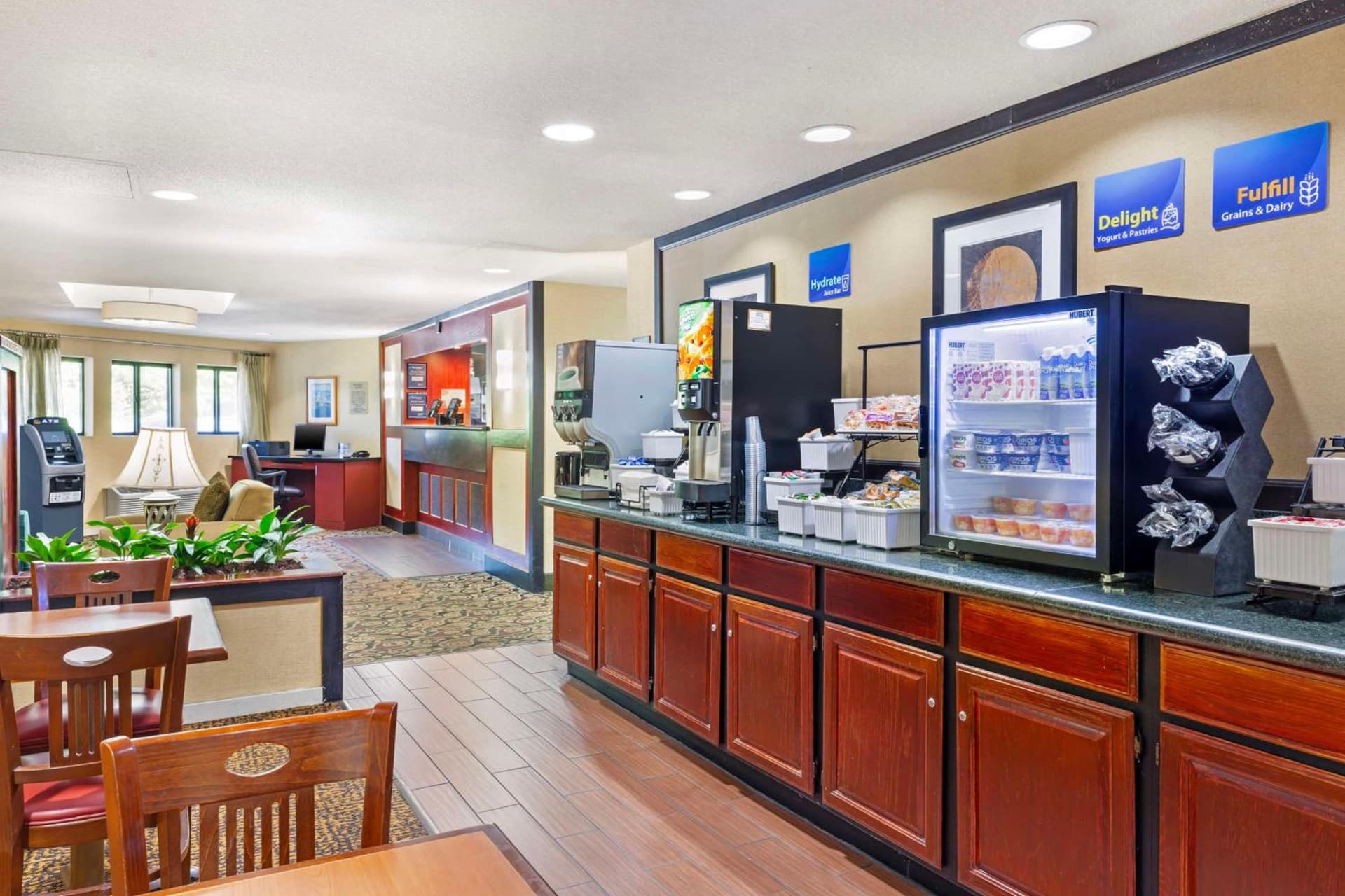 Best Western Rockland property views in Rockland — gallery photo 3