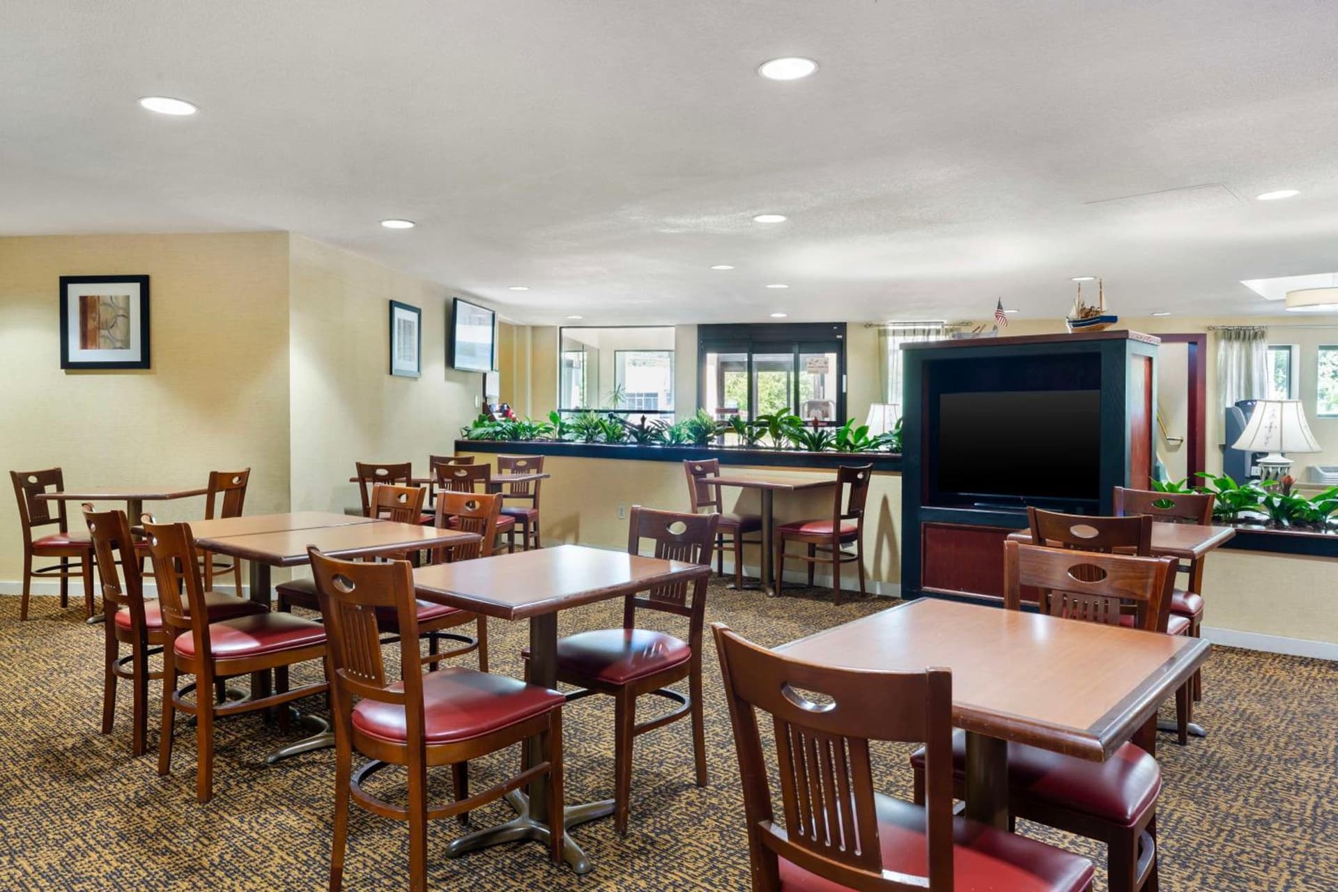 Best Western Rockland gallery photo in Rockland — image 14