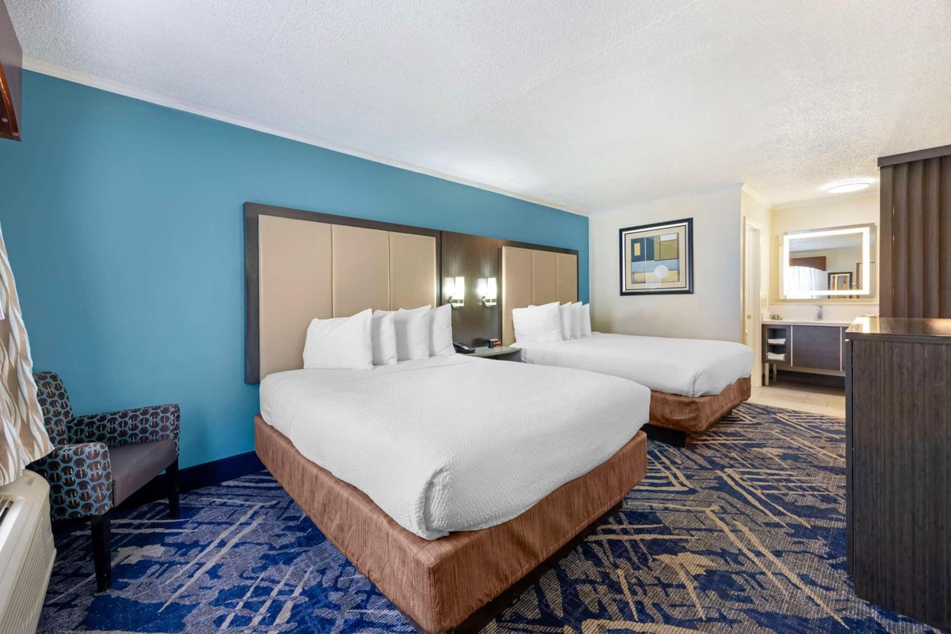 Best Western Franklin interior in Franklin, TN — gallery photo 2