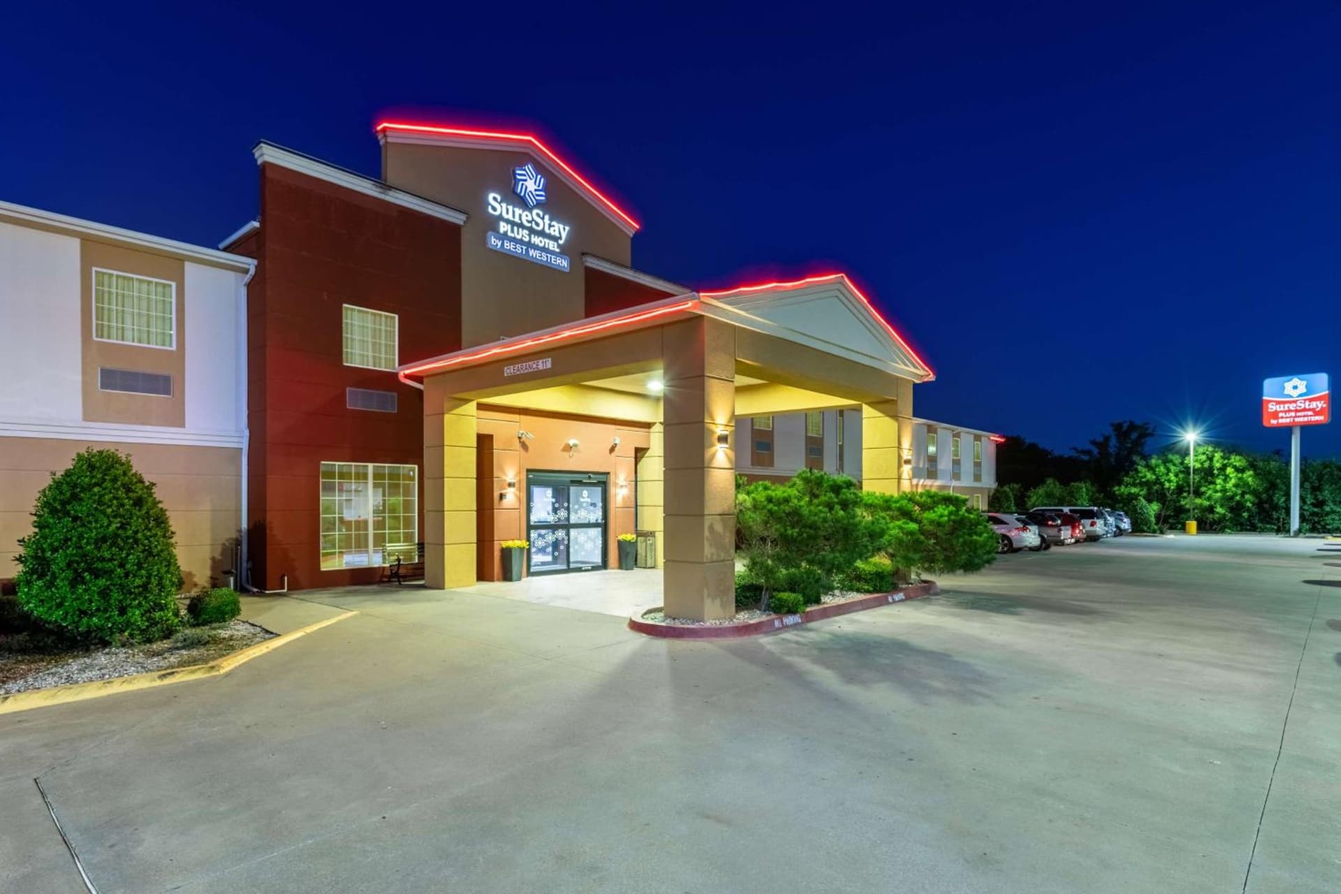 SureStay Plus Hotel by Best Western Owasso Tulsa North gallery photo in Owasso, OK — image 4