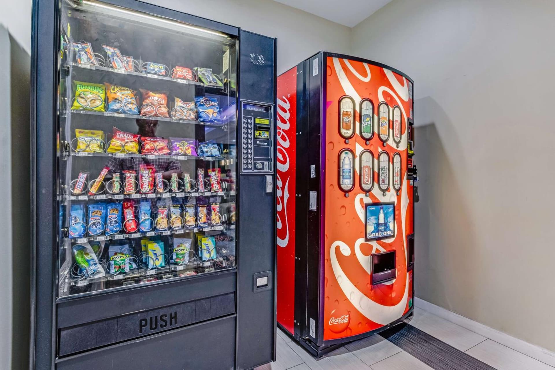 SureStay Plus Hotel by Best Western Owasso Tulsa North gallery photo in Owasso, OK — image 19