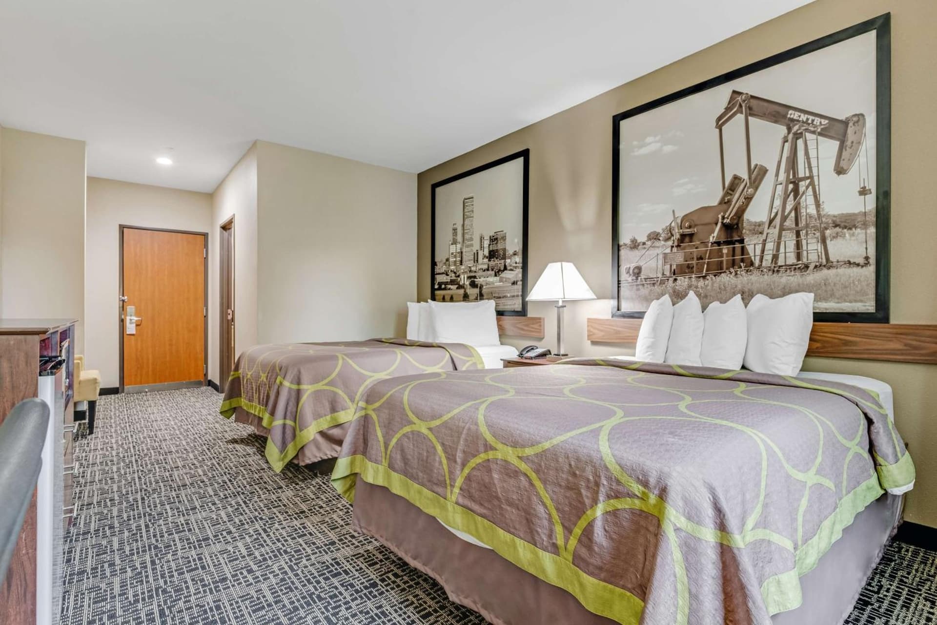 SureStay Plus Hotel by Best Western Owasso Tulsa North gallery photo in Owasso, OK — image 8