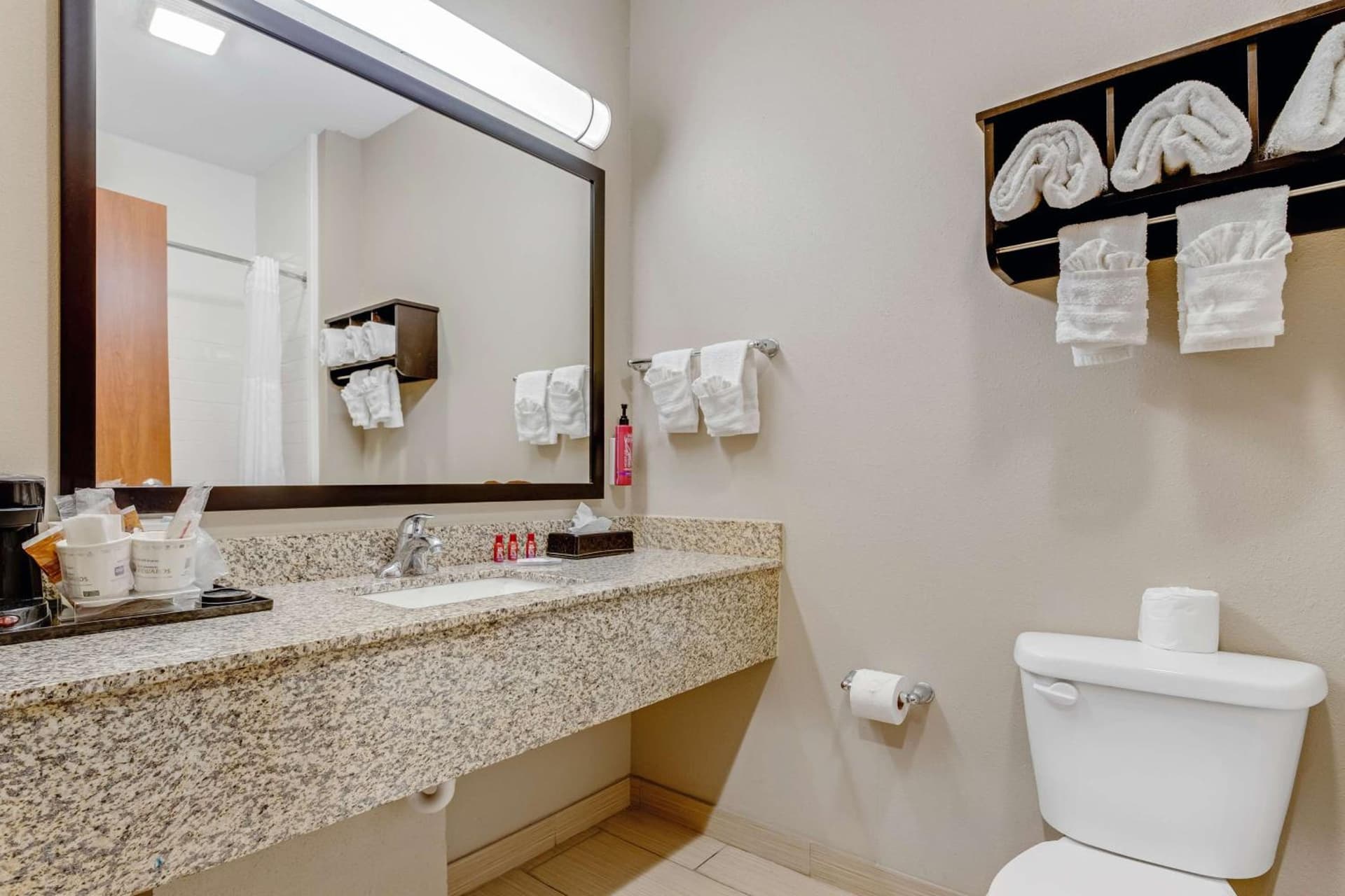 SureStay Plus Hotel by Best Western Owasso Tulsa North gallery photo in Owasso, OK — image 29