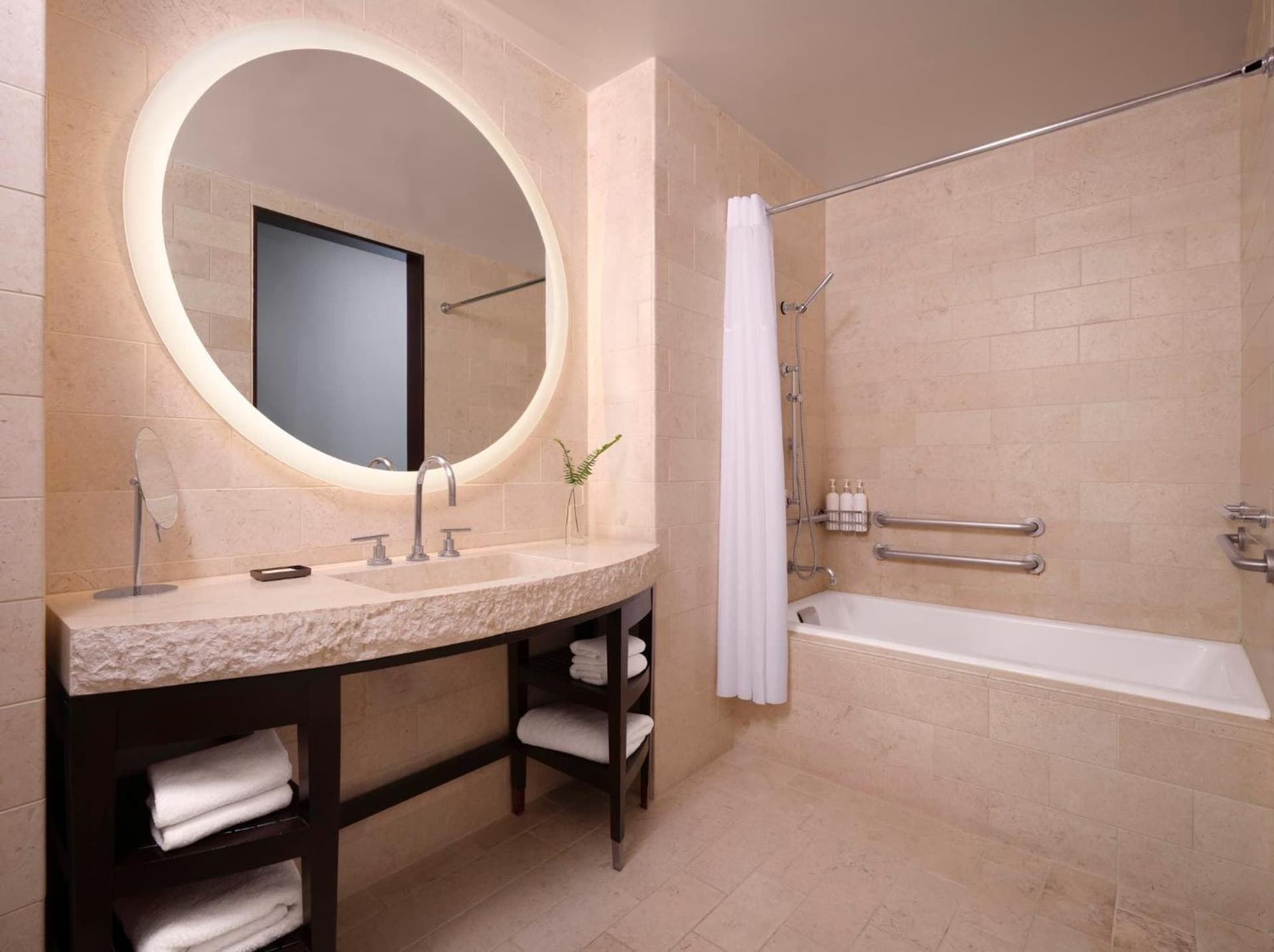 Alma San Diego Downtown, a Tribute Portfolio Hotel gallery photo in San Diego, CA — image 34