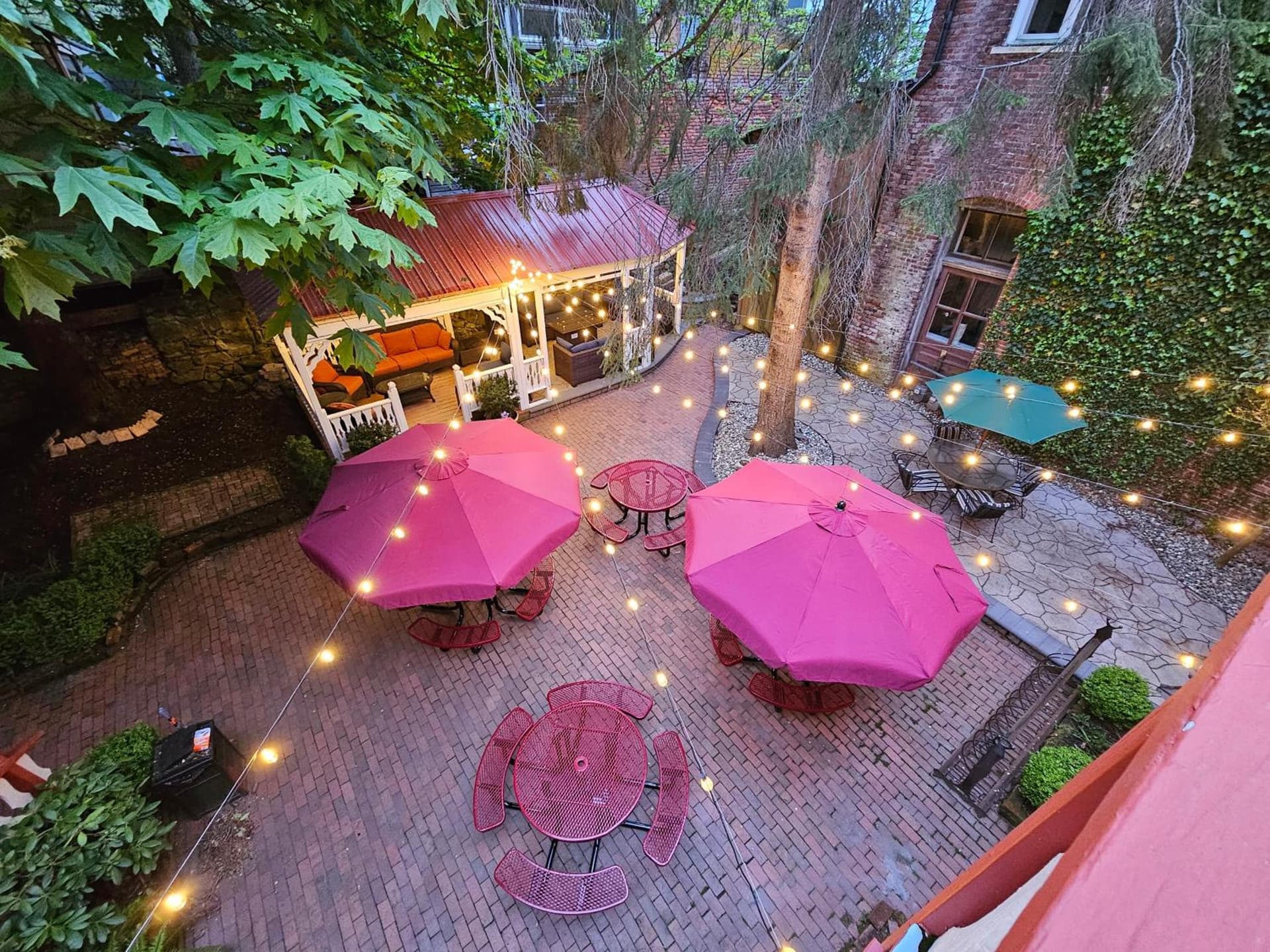 Hotel Planter gallery photo in La Conner, WA — image 127