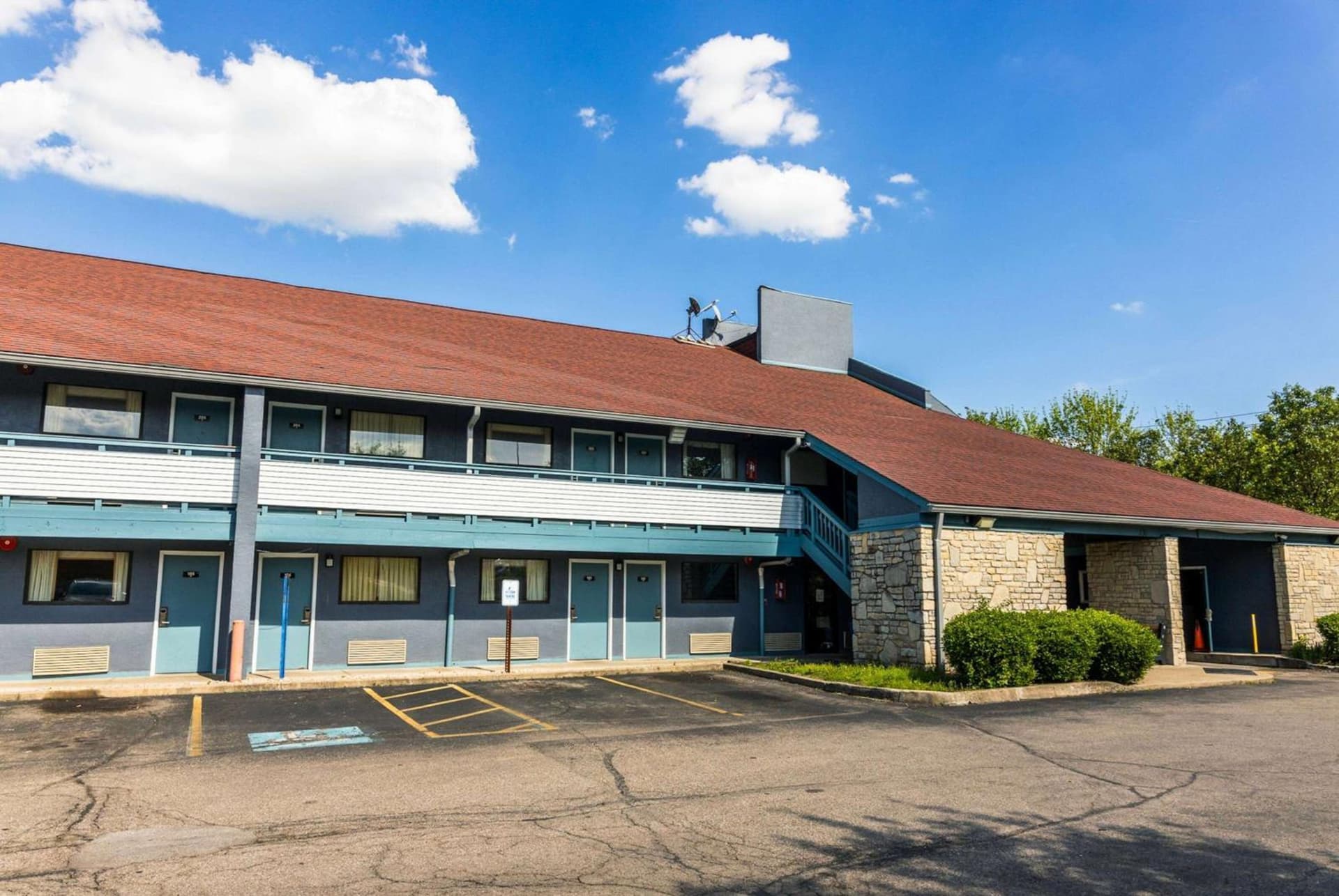 Super 8 by Wyndham Cincinnati-Springdale OH featured exterior or lobby in Springdale, OH — similar hotel