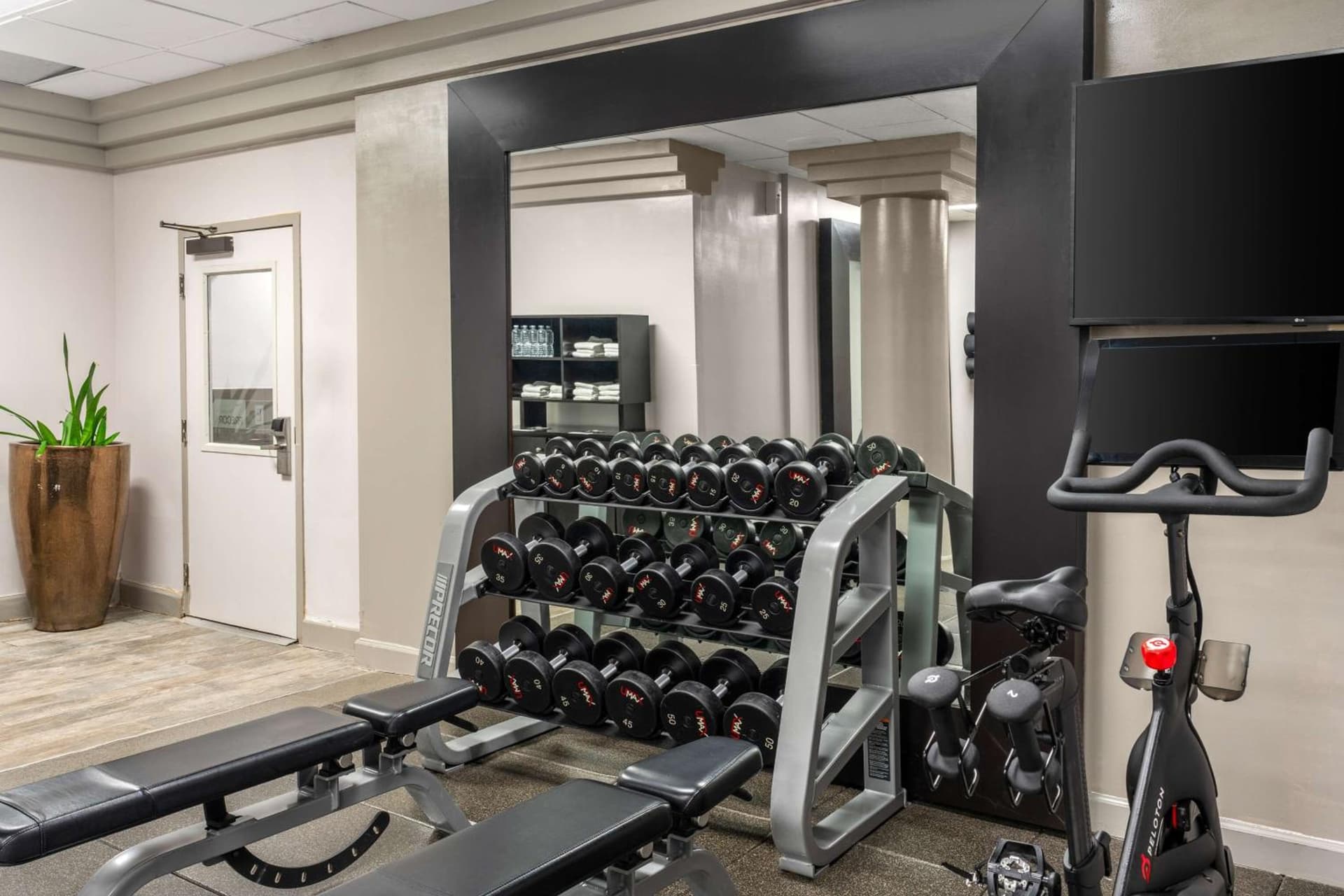 Embassy Suites by Hilton Irvine Orange County Airport gallery photo in Irvine, CA — image 70