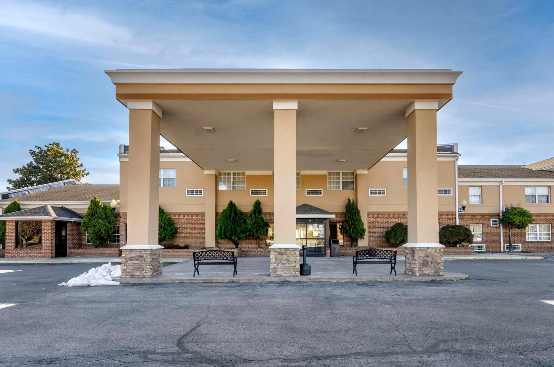 Comfort Inn & Suites Raphine - Lexington near I-81 and I-64 featured exterior or lobby in Raphine — similar hotel