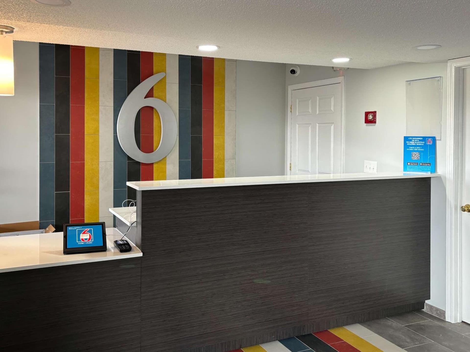 Motel 6 Richmond, KY EKU Campus Area interior in Richmond, KY — gallery photo 2