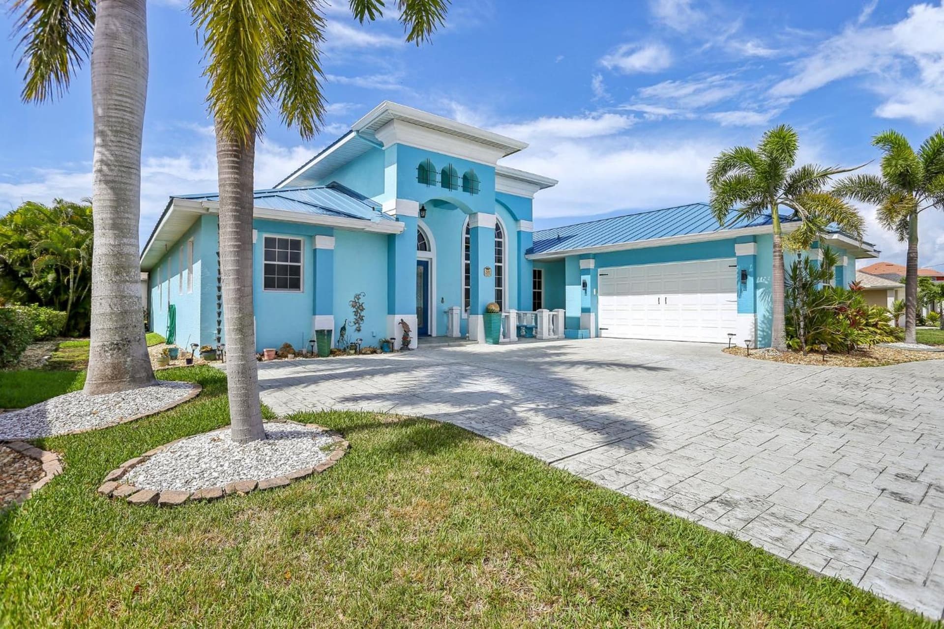 Cape Paradise Resort - Your Luxury Tropical Retreat gallery photo in Cape Coral, FL — image 19