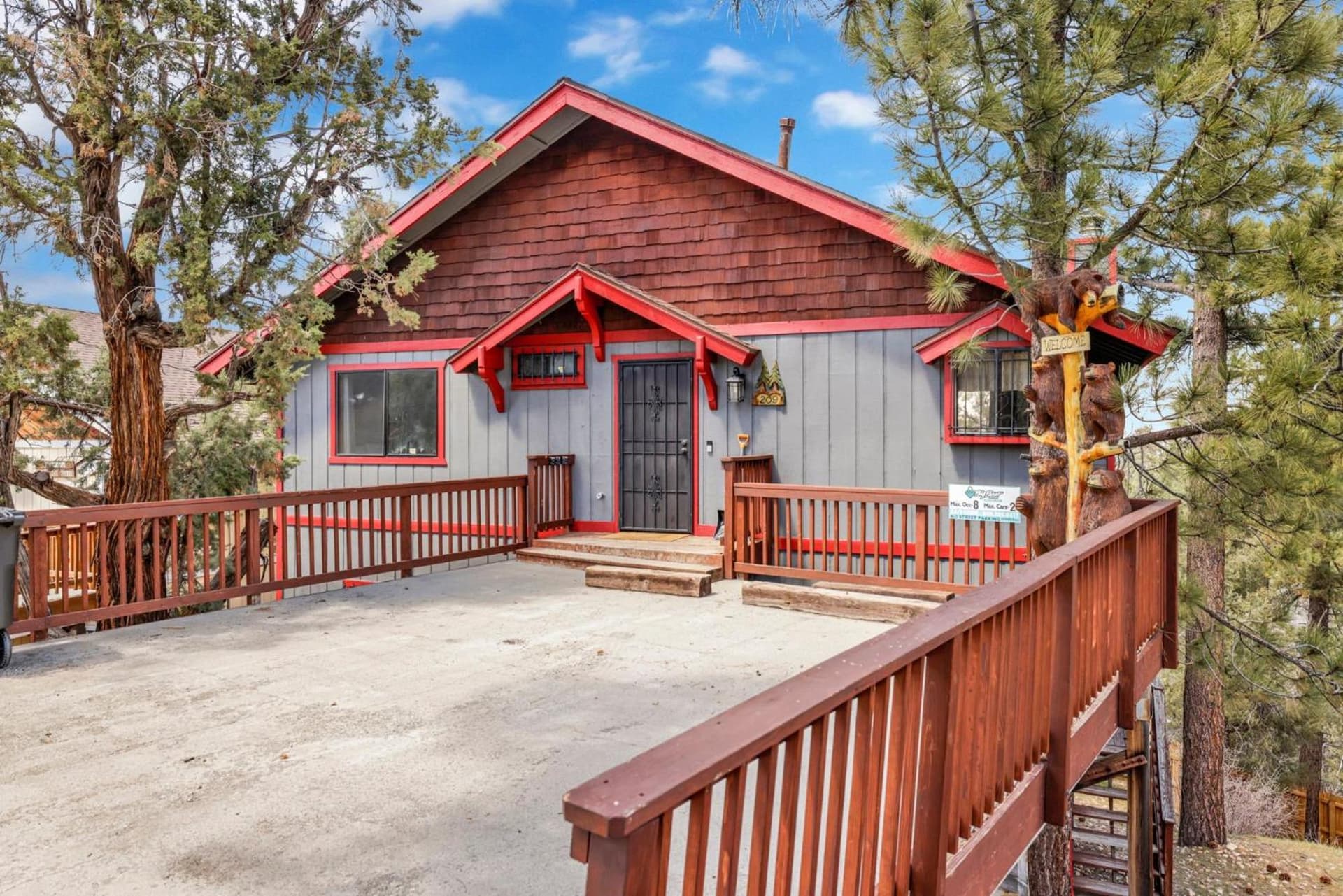 Lazy llama lodge #2150 featured exterior or lobby in Big Bear City, CA — similar hotel