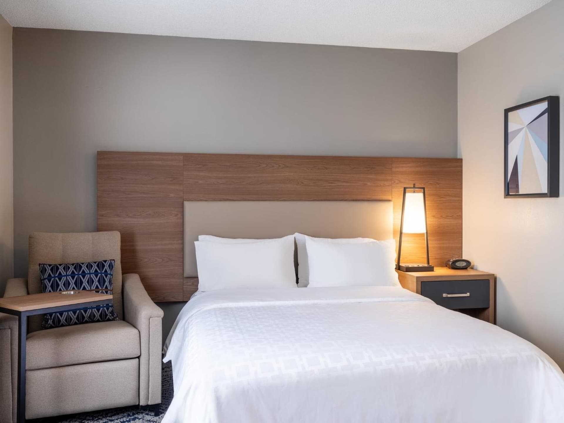 Candlewood Suites Rockford by IHG gallery photo in Rockford, IL — image 6