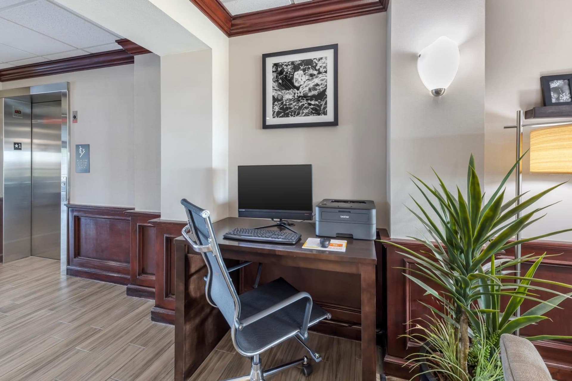 Garner Hotel Norman - University Area by IHG property views in Norman, OK — gallery photo 3
