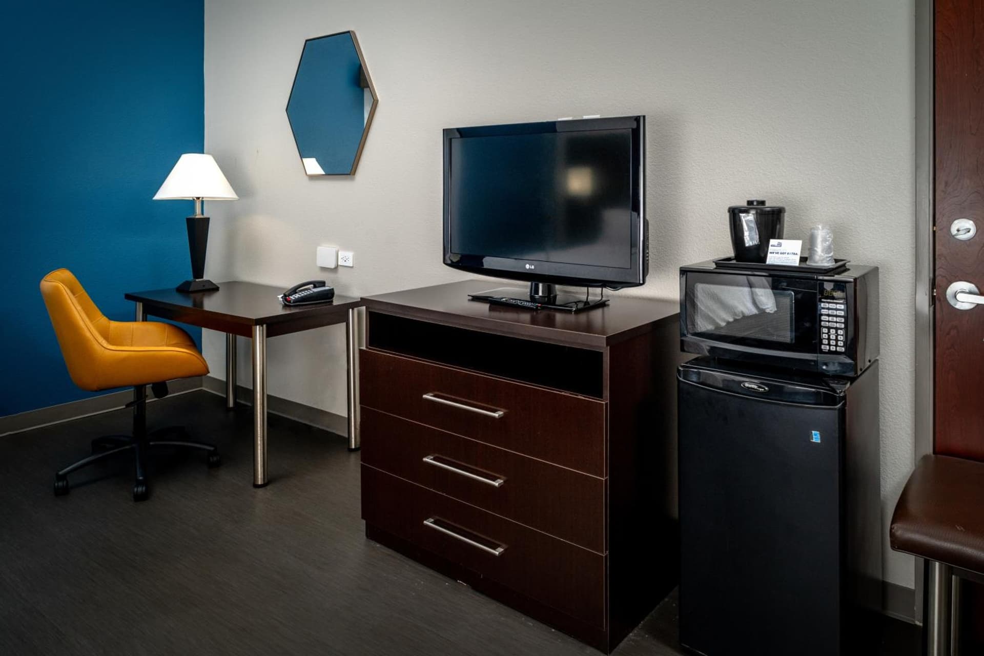 Holiday Inn Express & Suites Cross Lanes by IHG gallery photo in Cross Lanes, WV — image 33