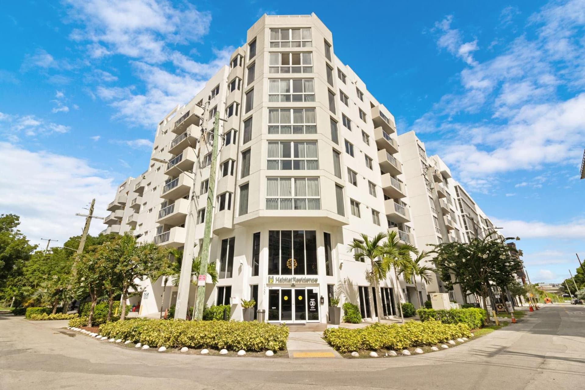 Roami at Habitat Brickell featured exterior or lobby in Miami, FL — similar hotel