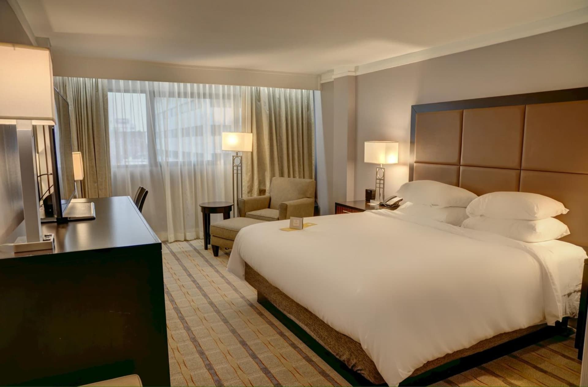 Crowne Plaza Knoxville Downtown University by IHG gallery photo in Knoxville, TN — image 15