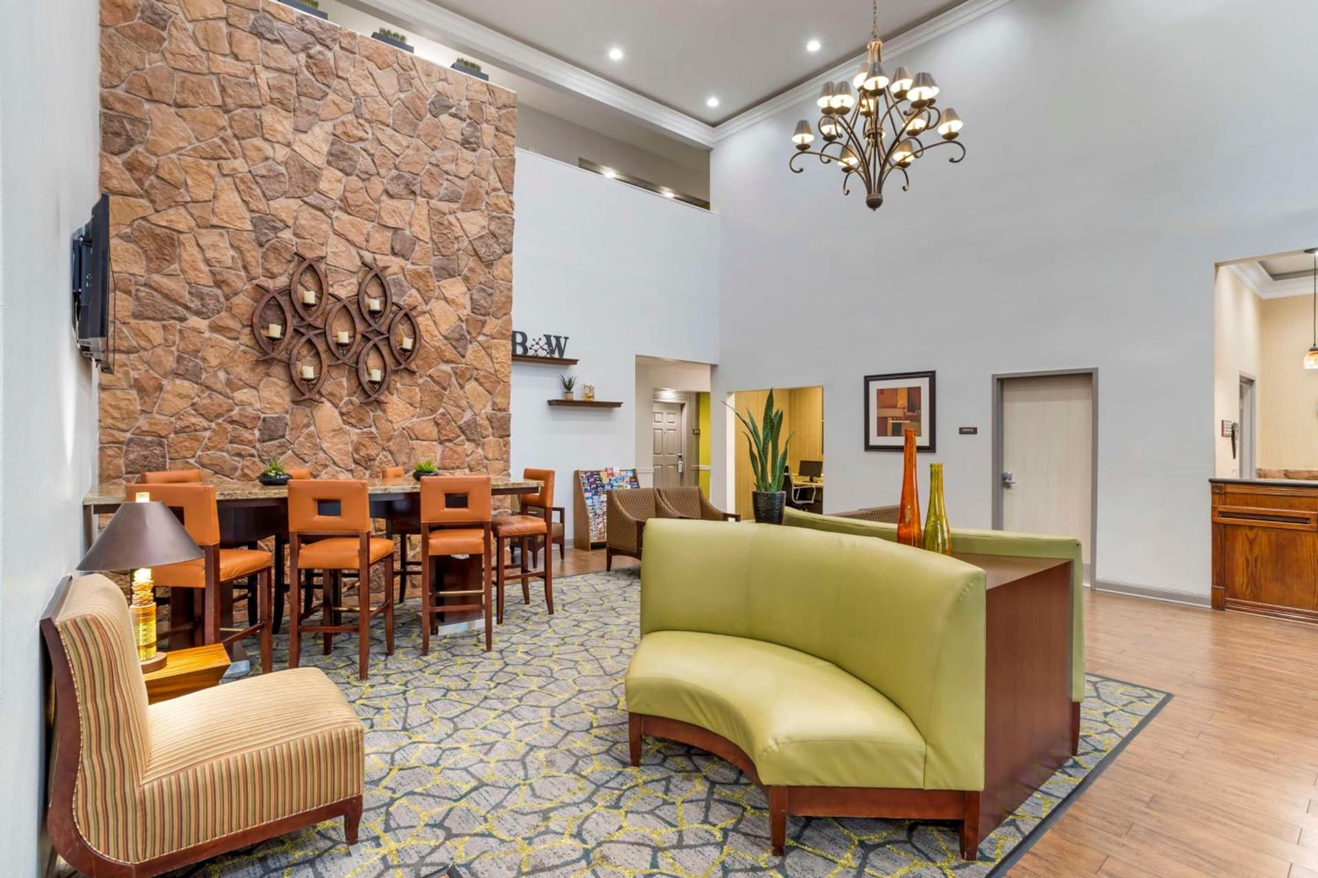 Best Western Plus Hobby Airport Inn & Suites gallery photo in Houston, TX — image 6